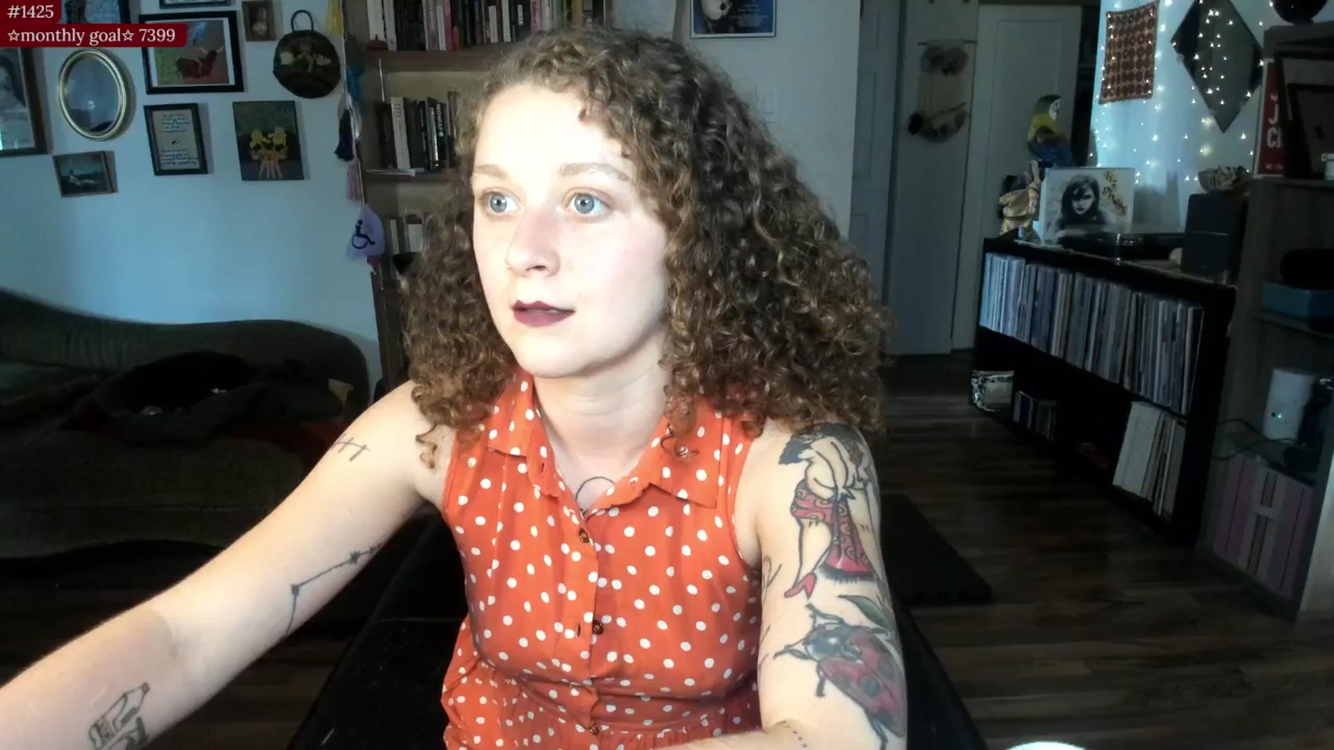Gallery image thumbnail from PeachyQueen_'s myfreecams stream on, 07/25/2025, 23:03 image 8 of 20