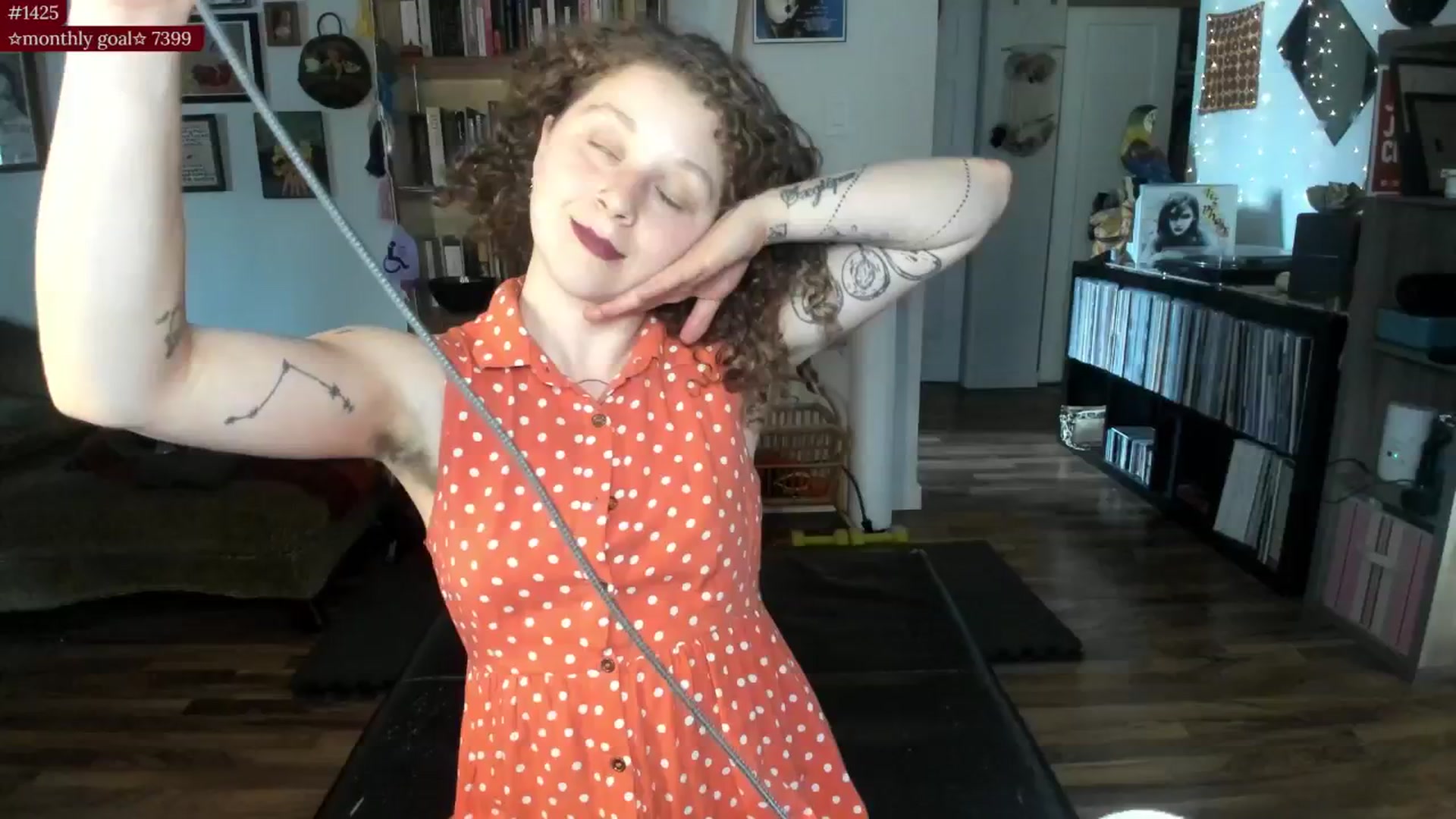 Gallery image thumbnail from PeachyQueen_'s myfreecams stream on, 07/25/2025, 23:03 image 11 of 20