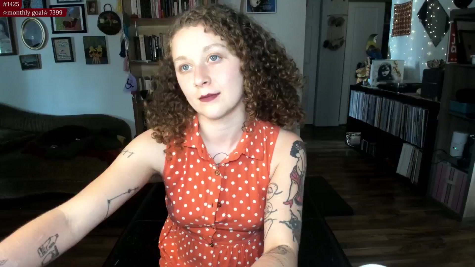 Gallery image thumbnail from PeachyQueen_'s myfreecams stream on, 07/25/2025, 23:03 image 7 of 20