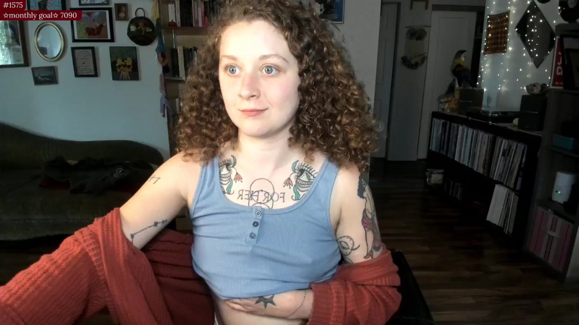 Gallery image thumbnail from PeachyQueen_'s myfreecams stream on, 07/28/2025, 20:19 image 6 of 20