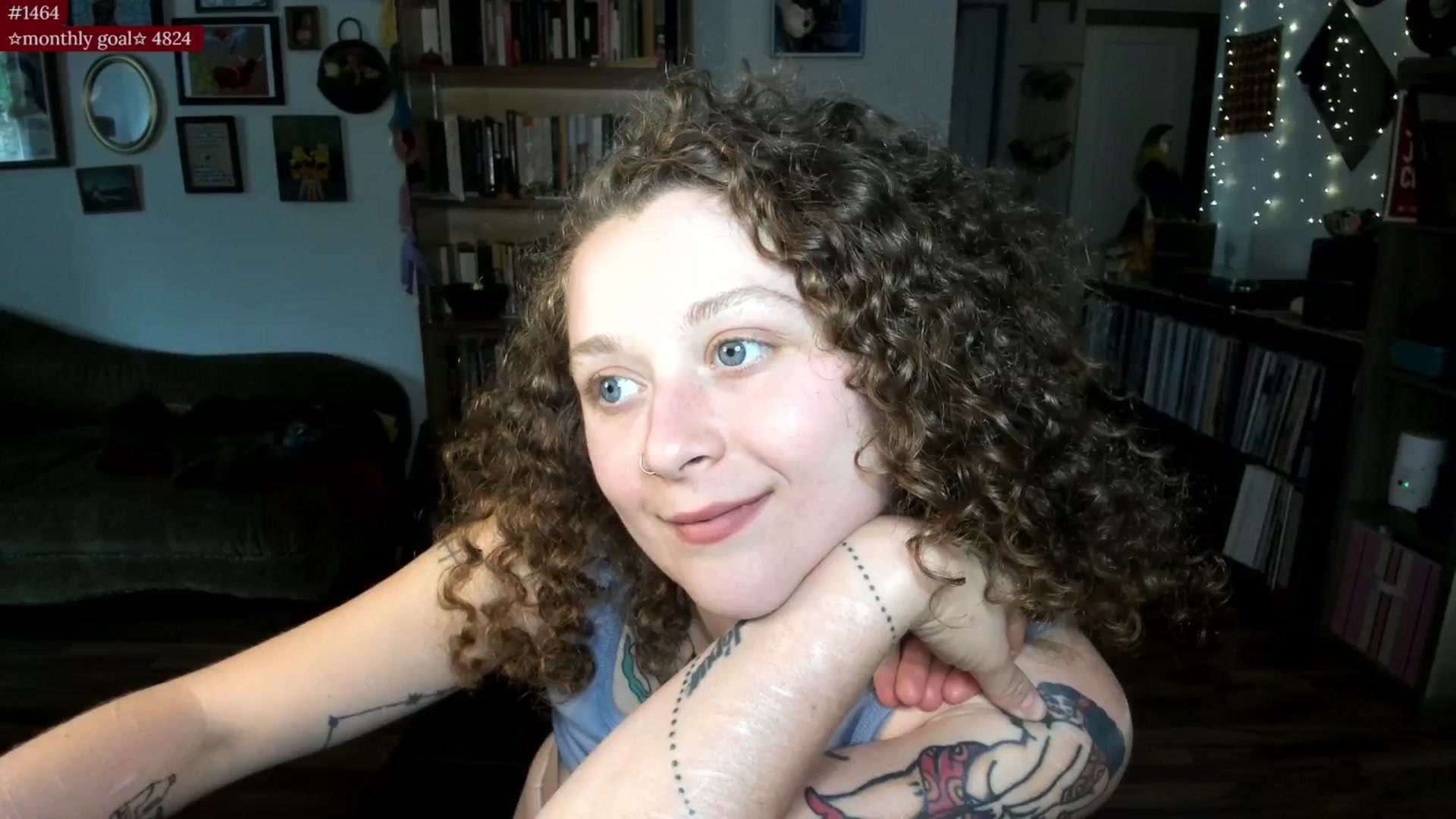 Gallery image thumbnail from PeachyQueen_'s myfreecams stream on, 07/28/2025, 20:19 image 14 of 20