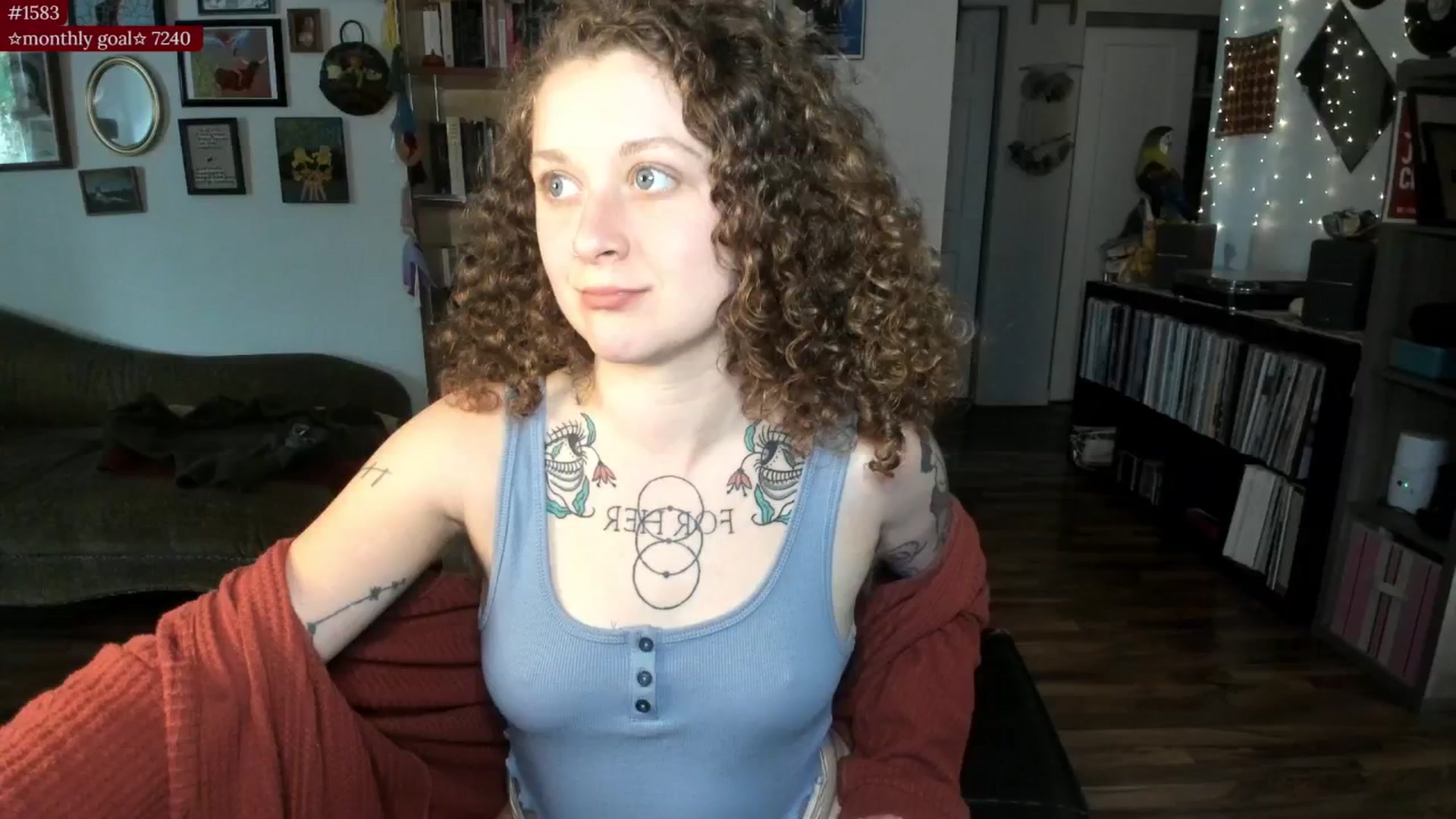 Gallery image thumbnail from PeachyQueen_'s myfreecams stream on, 07/28/2025, 20:19 image 4 of 20
