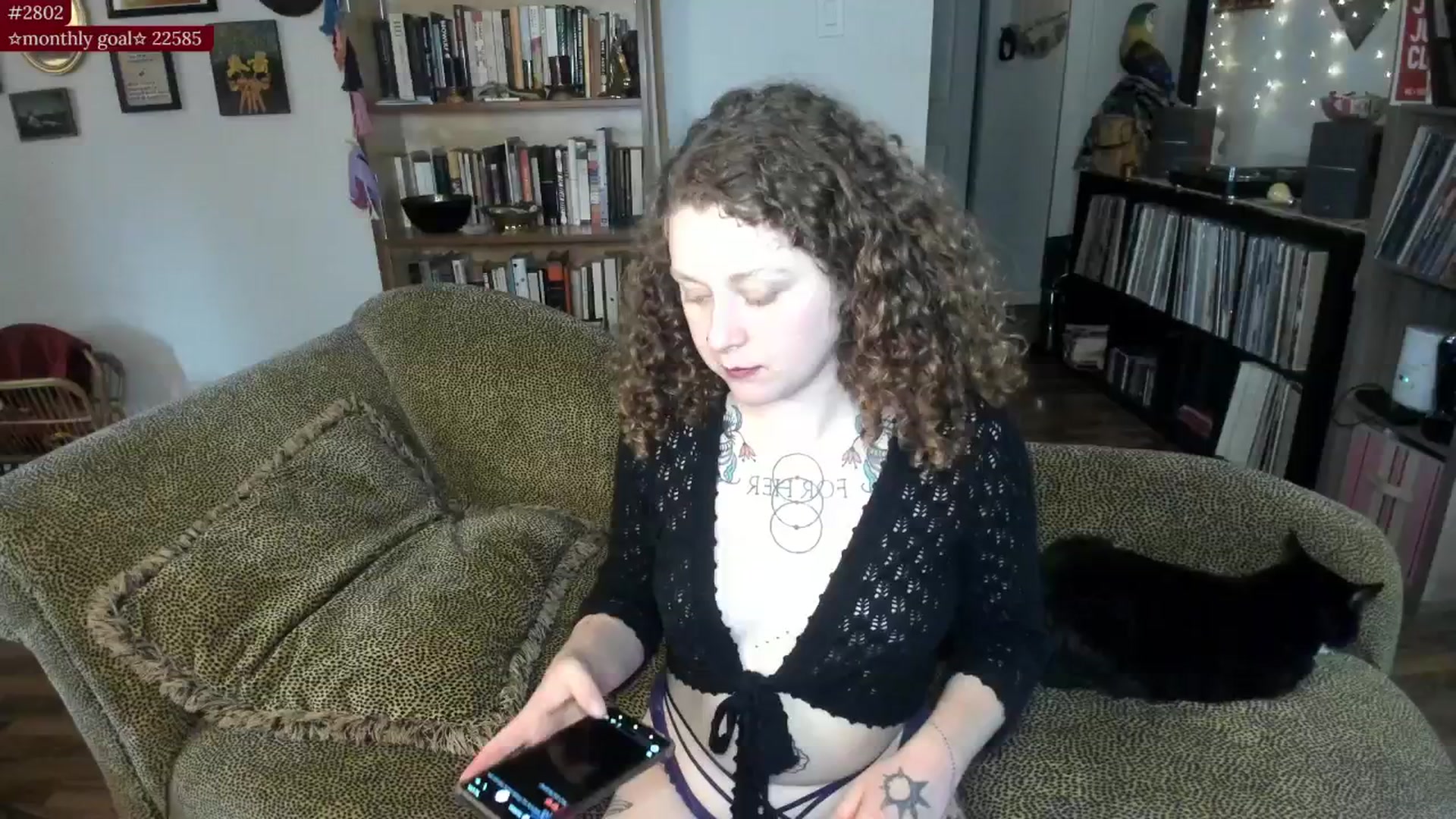 Gallery image thumbnail from PeachyQueen_'s myfreecams stream on, 08/07/2025, 20:32 image 2 of 20