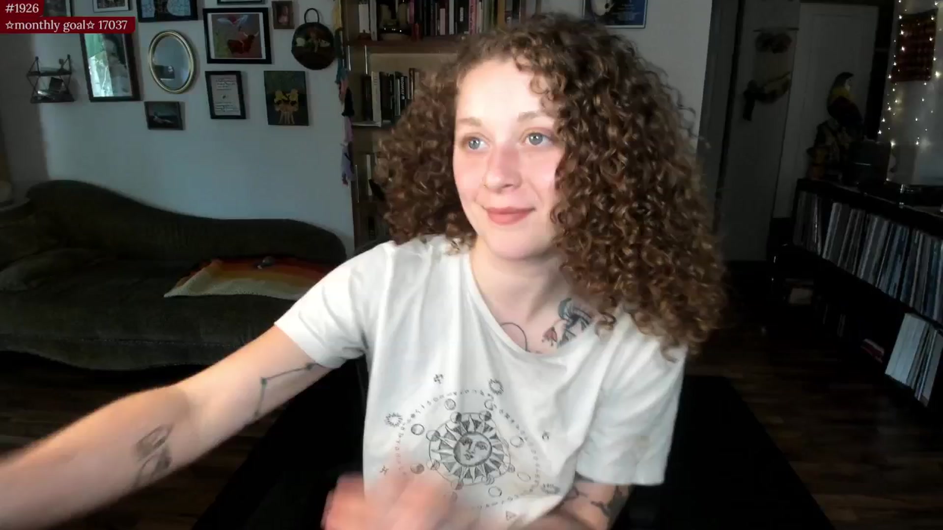 Gallery image thumbnail from PeachyQueen_'s myfreecams stream on, 08/11/2025, 19:32 image 5 of 20