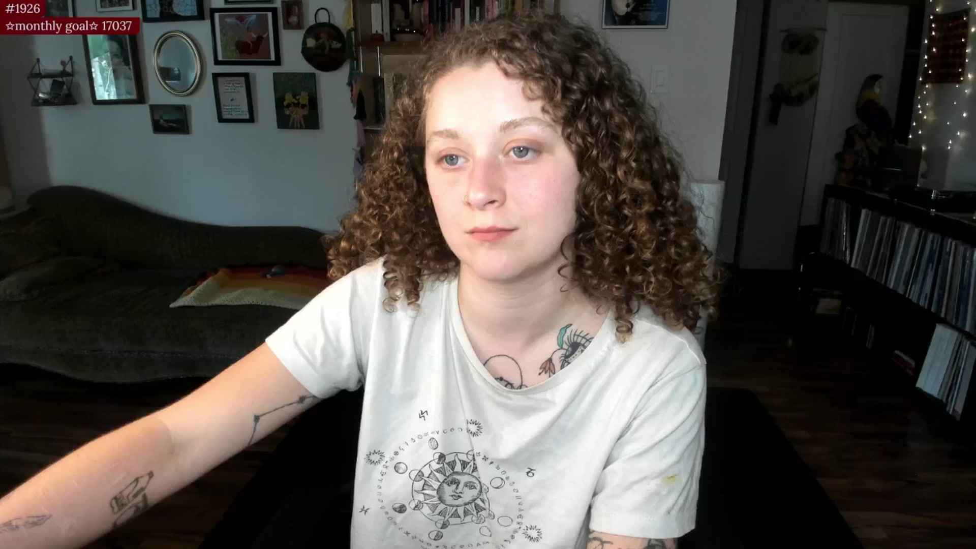 Gallery image thumbnail from PeachyQueen_'s myfreecams stream on, 08/11/2025, 19:32 image 3 of 20