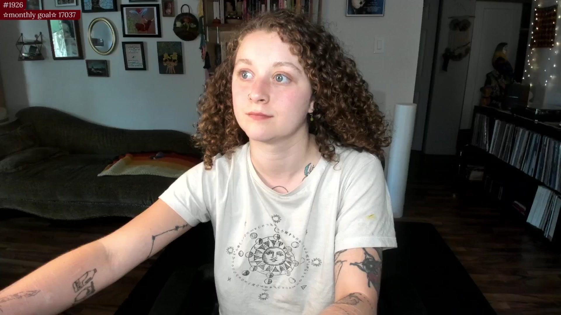 Gallery image thumbnail from PeachyQueen_'s myfreecams stream on, 08/11/2025, 19:32 image 6 of 20