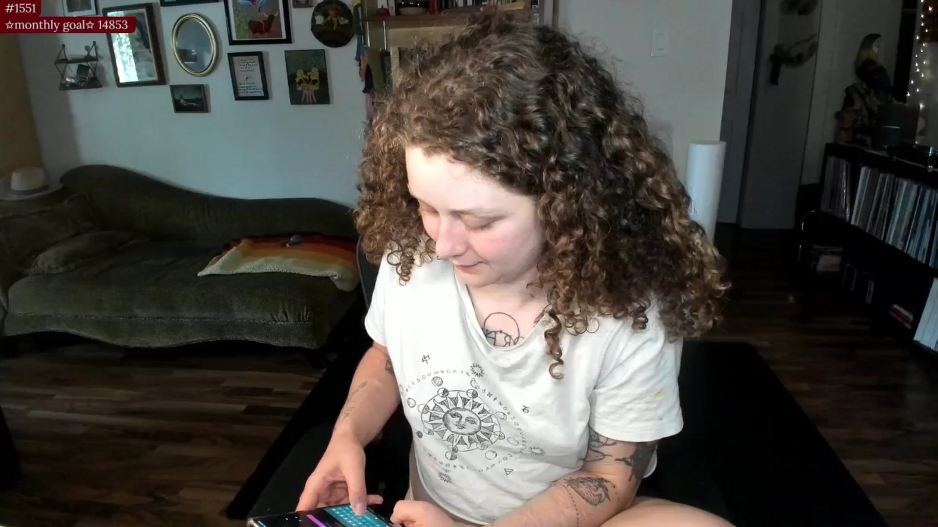 Gallery image thumbnail from PeachyQueen_'s myfreecams stream on, 08/11/2025, 20:27 image 20 of 20