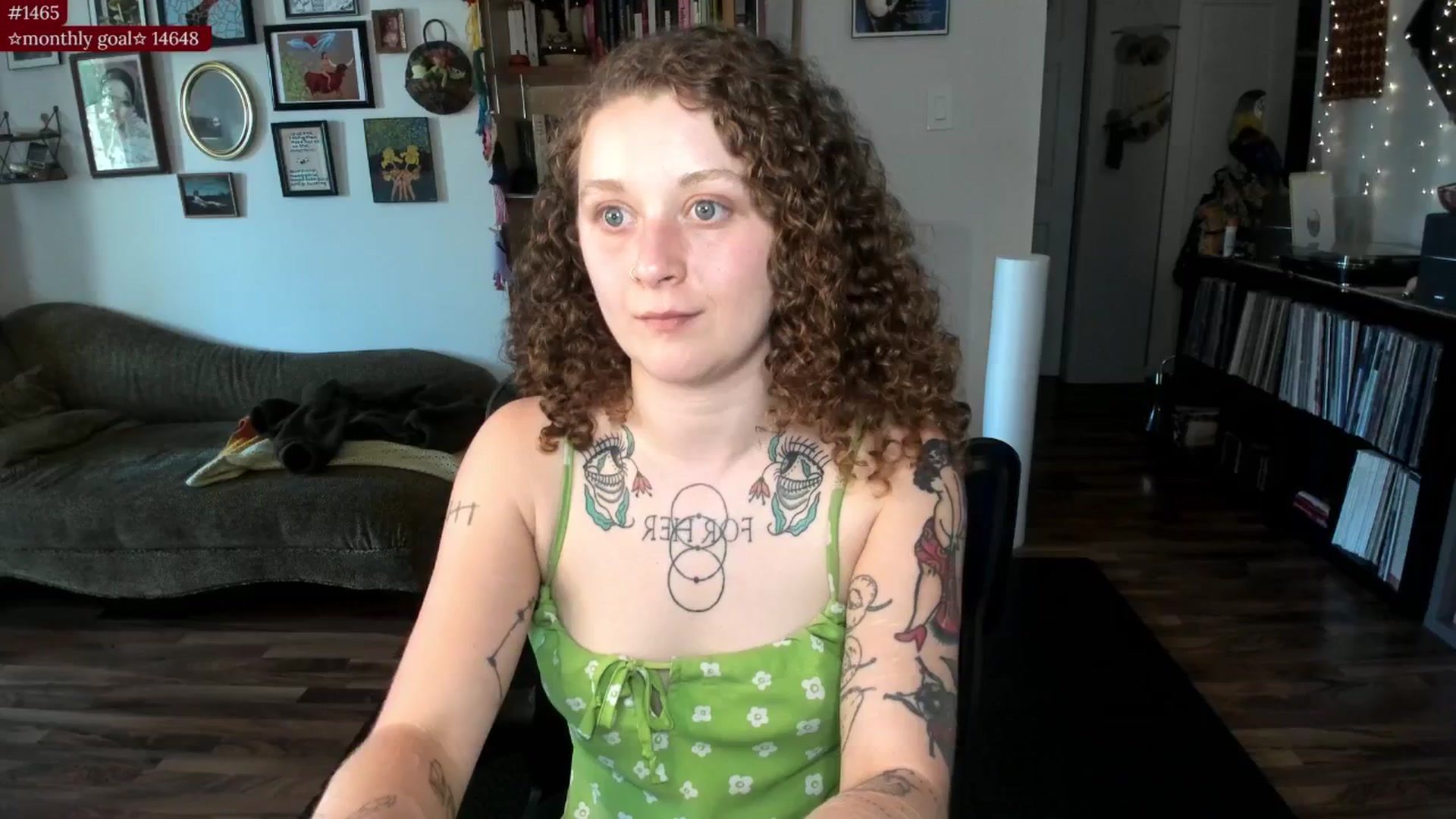 Gallery image thumbnail from PeachyQueen_'s myfreecams stream on, 08/12/2025, 21:41 image 2 of 20