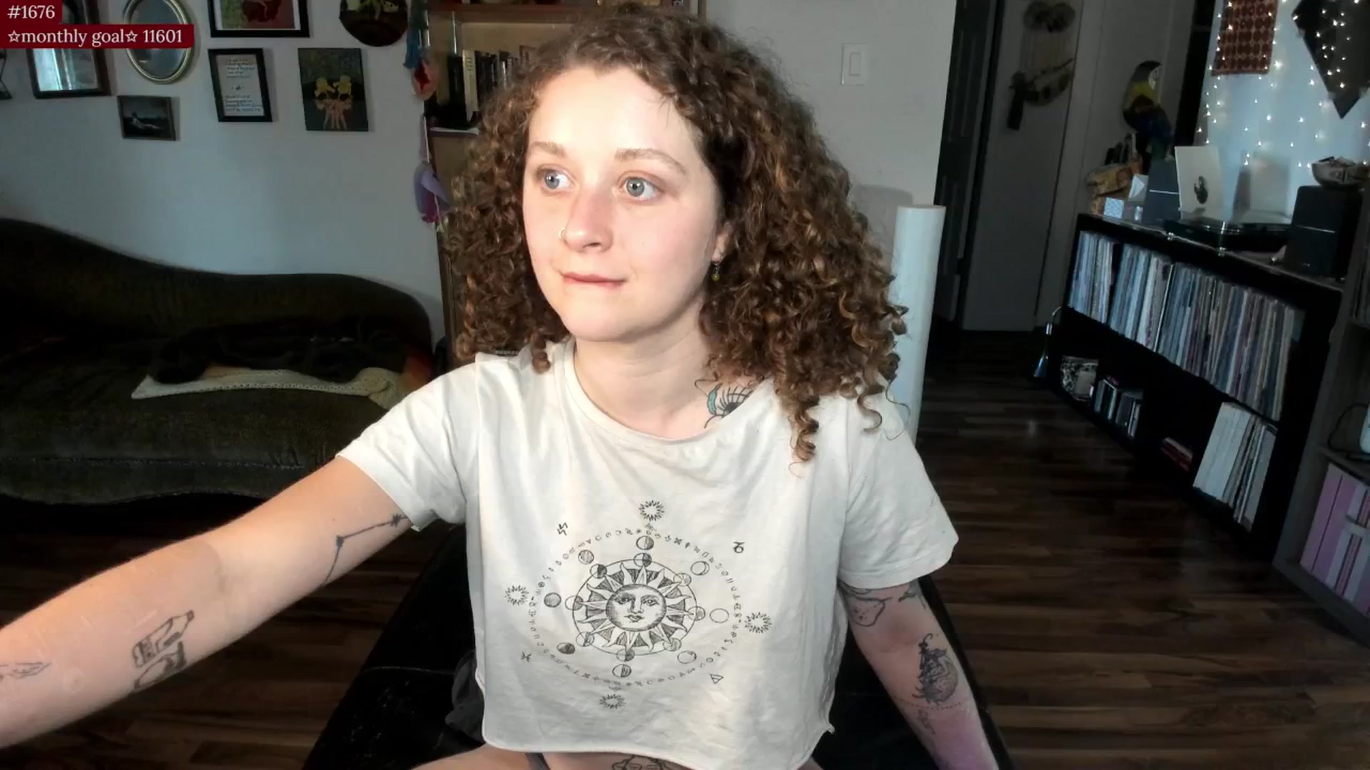 Gallery image thumbnail from PeachyQueen_'s myfreecams stream on, 08/19/2025, 21:26 image 10 of 20