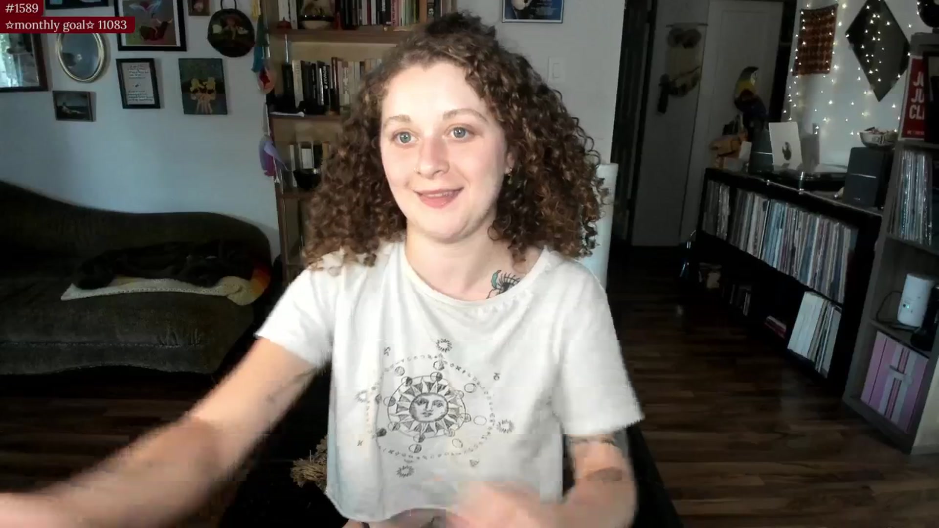 Gallery image thumbnail from PeachyQueen_'s myfreecams stream on, 08/19/2025, 22:44 image 17 of 20