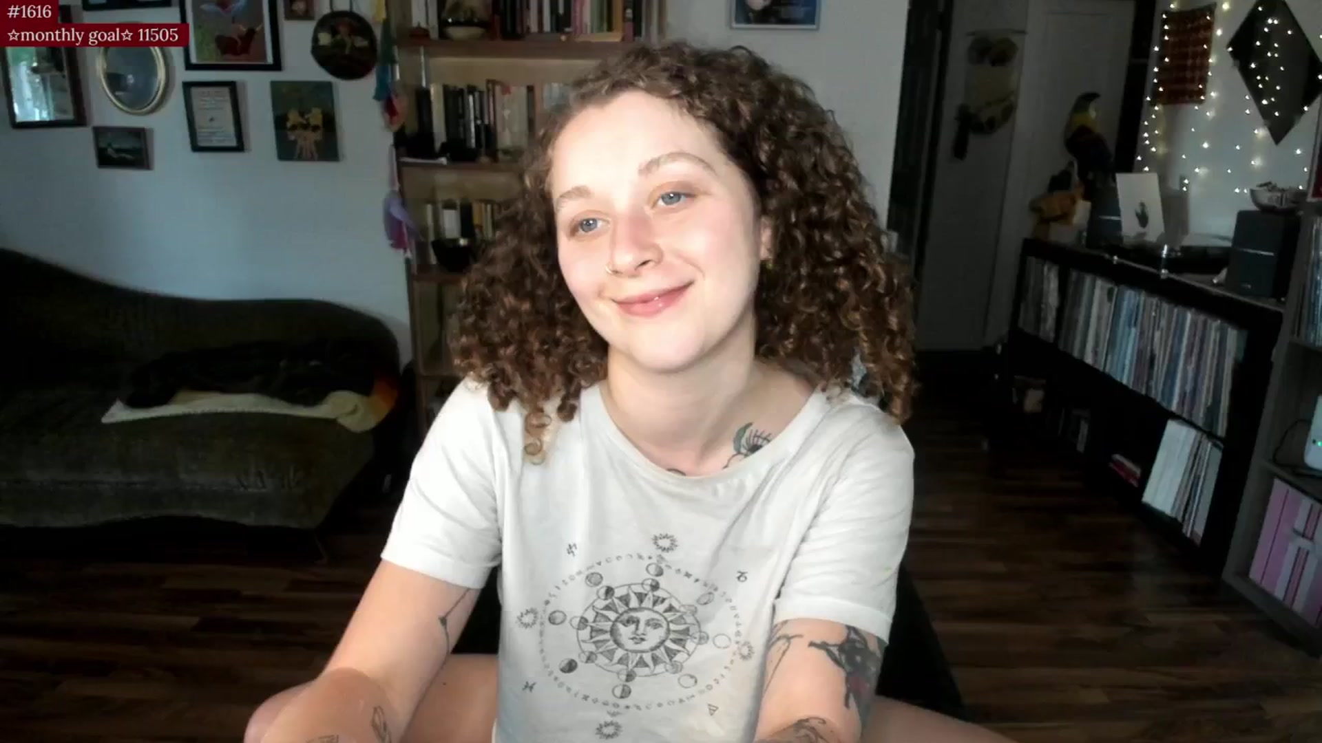 Gallery image thumbnail from PeachyQueen_'s myfreecams stream on, 08/19/2025, 22:44 image 5 of 20
