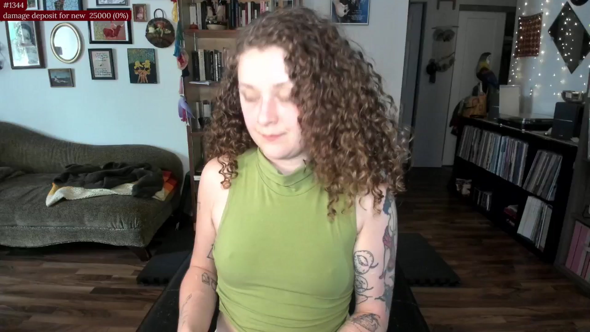 Gallery image thumbnail from PeachyQueen_'s myfreecams stream on, 08/25/2025, 18:06 image 1 of 20