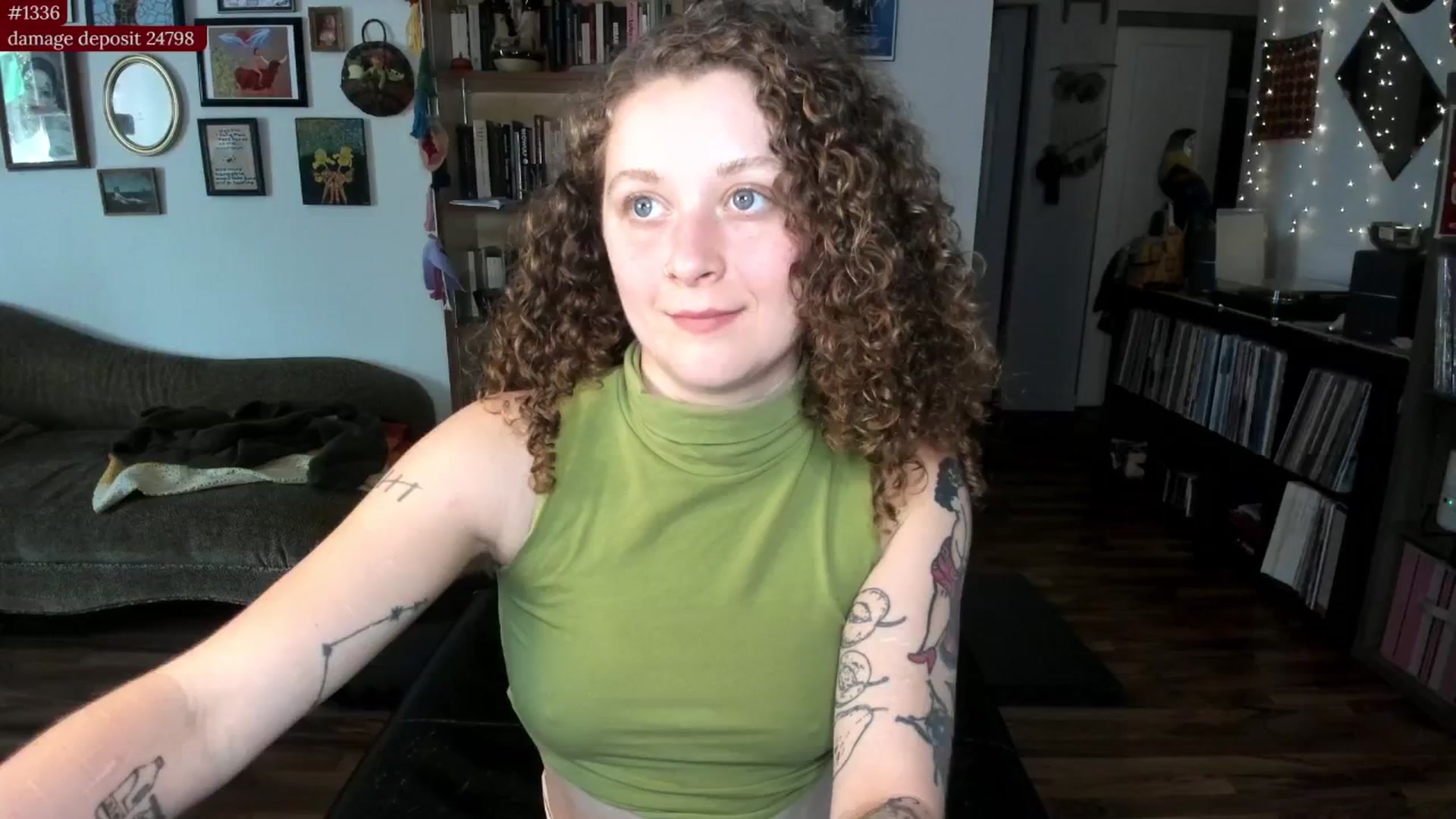 Gallery image thumbnail from PeachyQueen_'s myfreecams stream on, 08/25/2025, 18:06 image 4 of 20