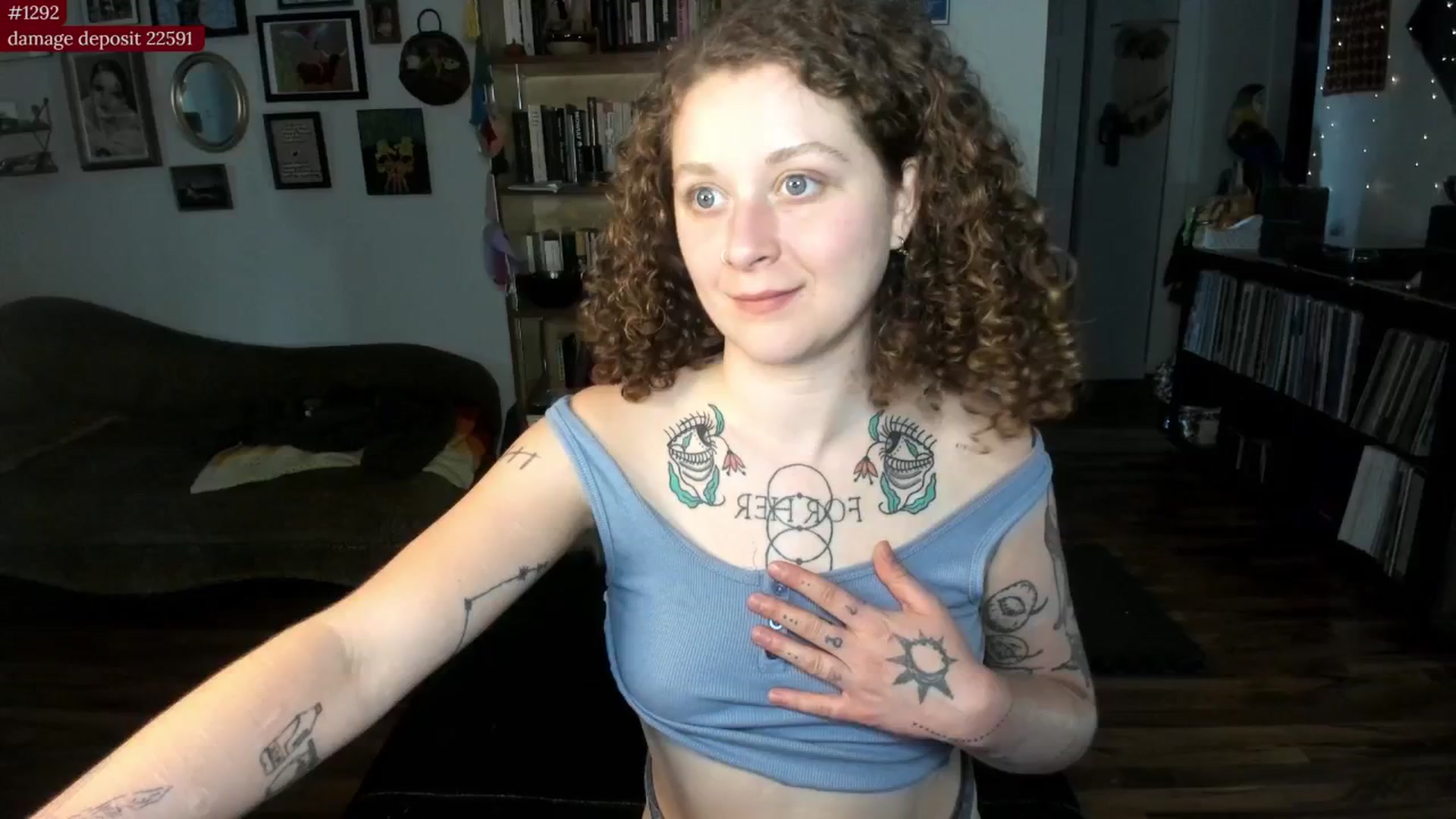 Gallery image thumbnail from PeachyQueen_'s myfreecams stream on, 08/26/2025, 19:29 image 2 of 20