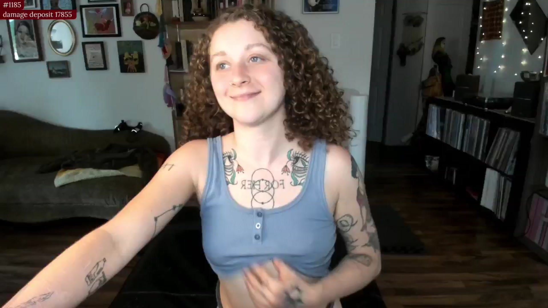 Gallery image thumbnail from PeachyQueen_'s myfreecams stream on, 08/28/2025, 17:03 image 17 of 20