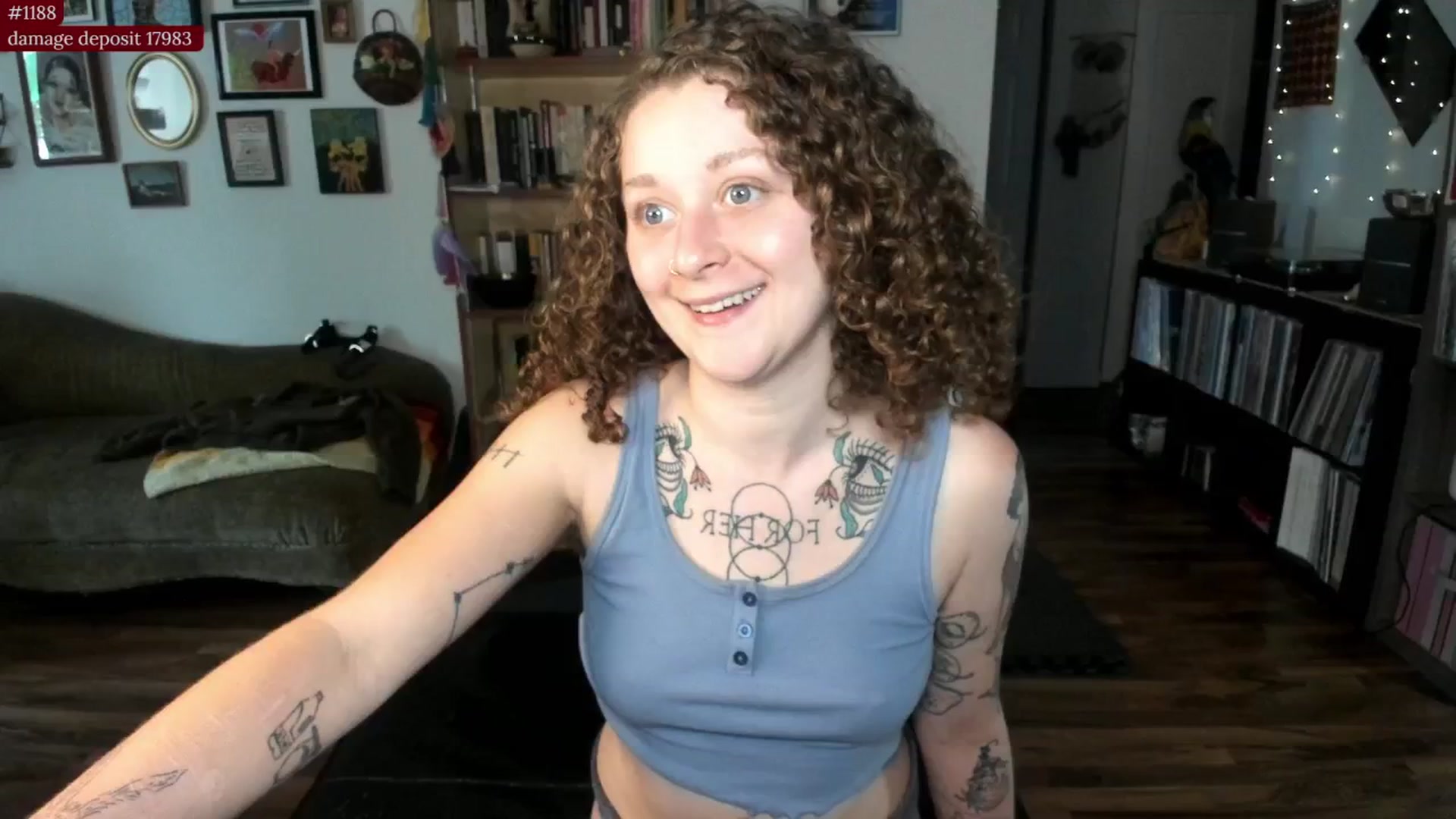 Gallery image thumbnail from PeachyQueen_'s myfreecams stream on, 08/28/2025, 17:03 image 10 of 20