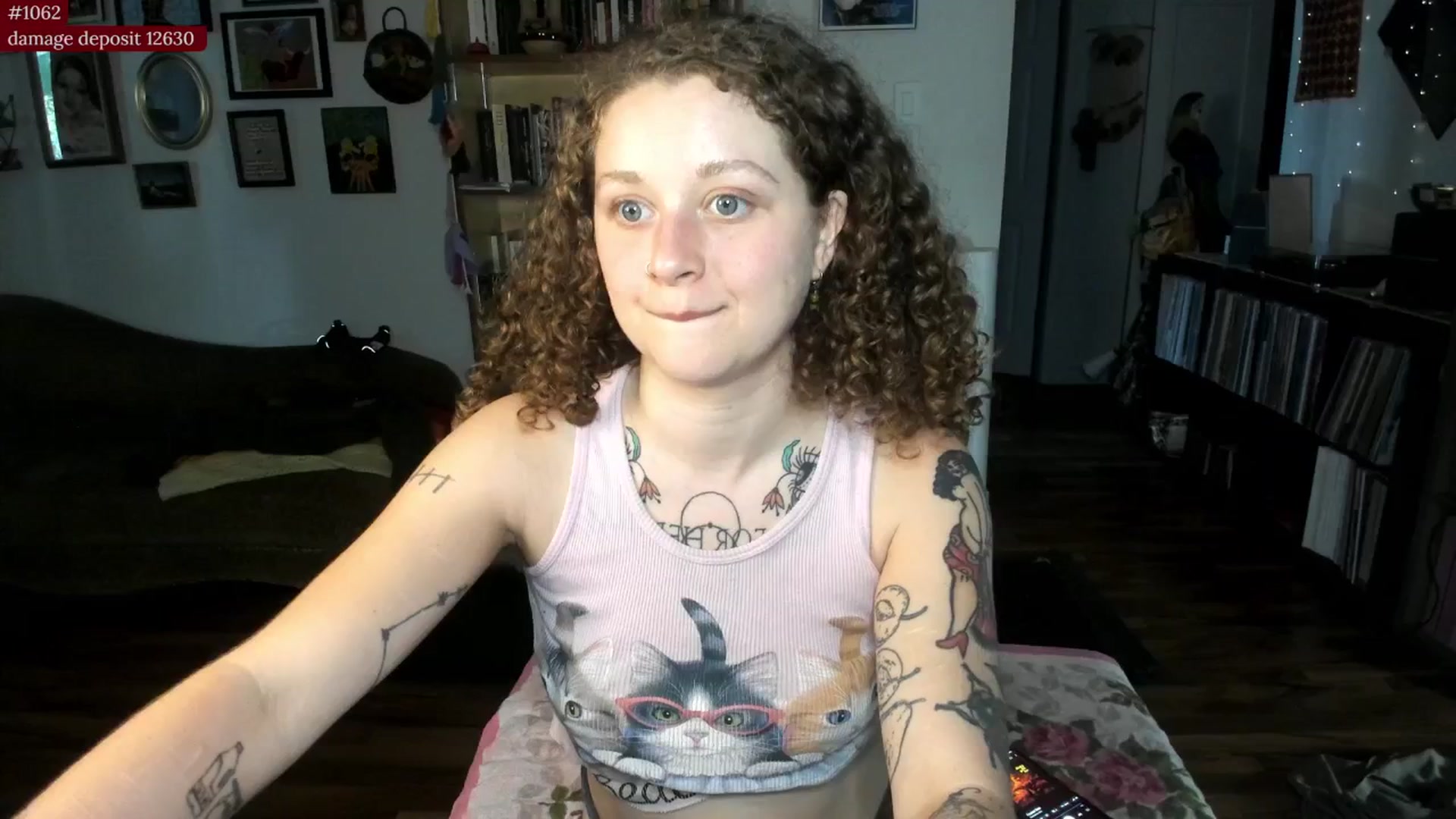 Gallery image thumbnail from PeachyQueen_'s myfreecams stream on, 08/28/2025, 20:49 image 10 of 20