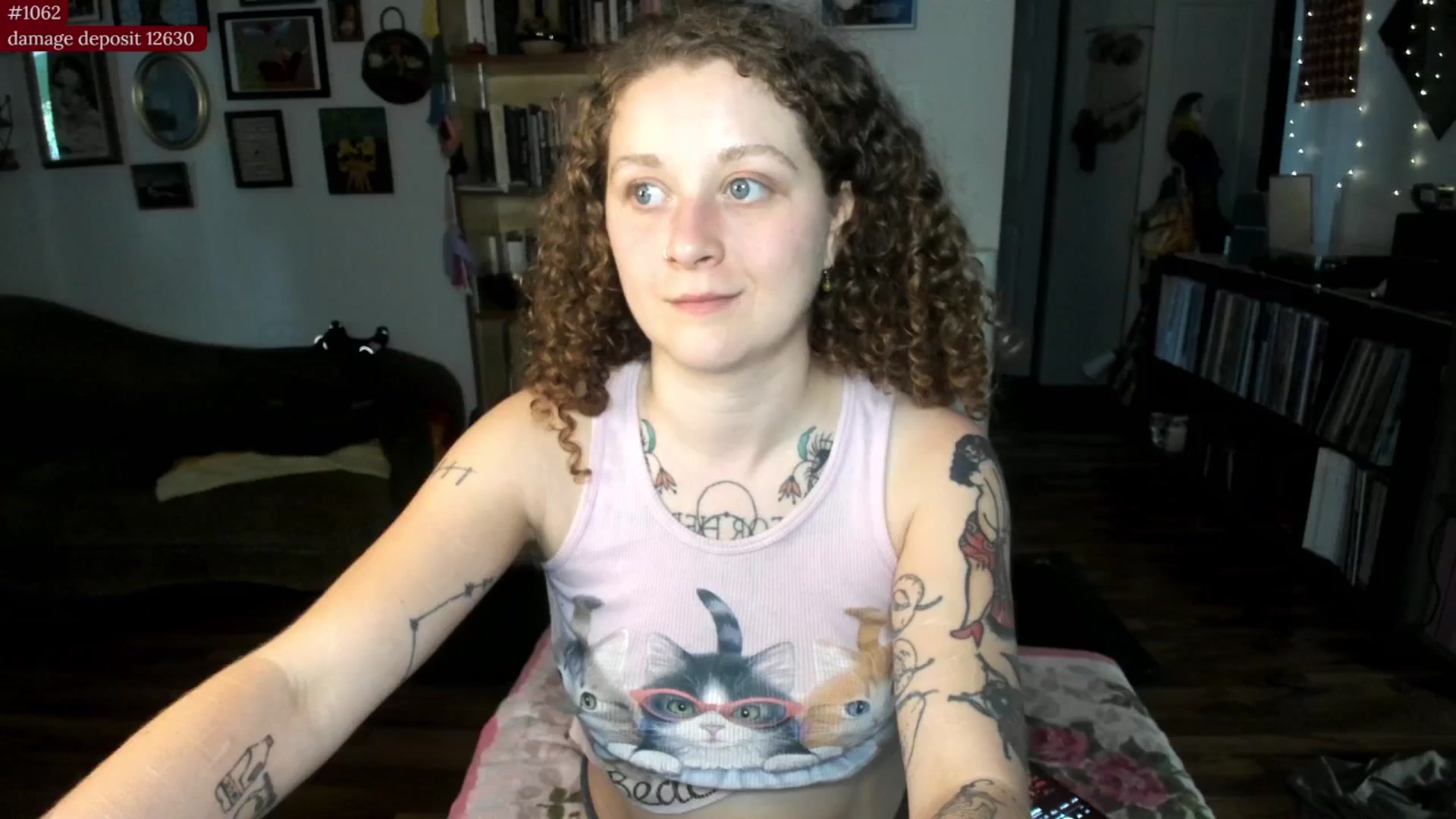 Gallery image thumbnail from PeachyQueen_'s myfreecams stream on, 08/28/2025, 20:49 image 13 of 20