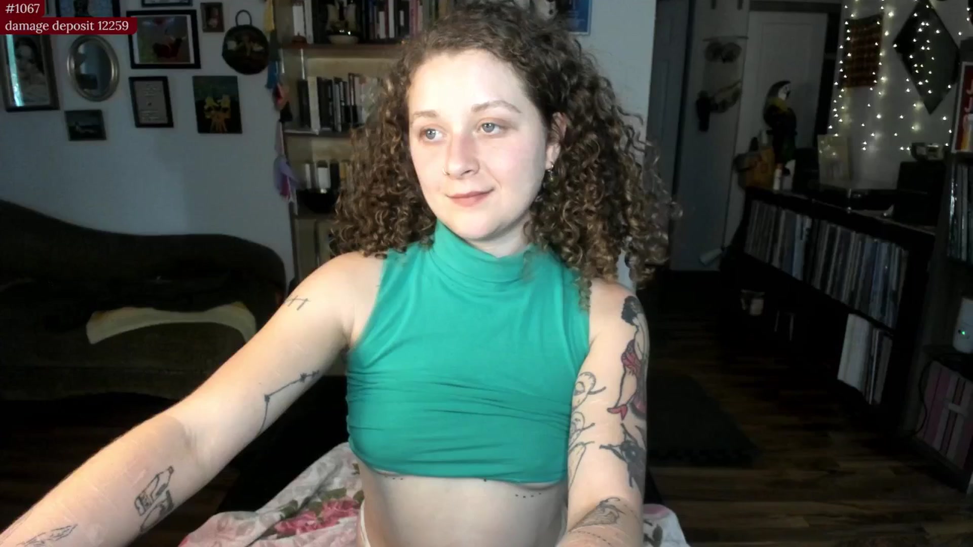 Gallery image thumbnail from PeachyQueen_'s myfreecams stream on, 08/29/2025, 21:12 image 7 of 20