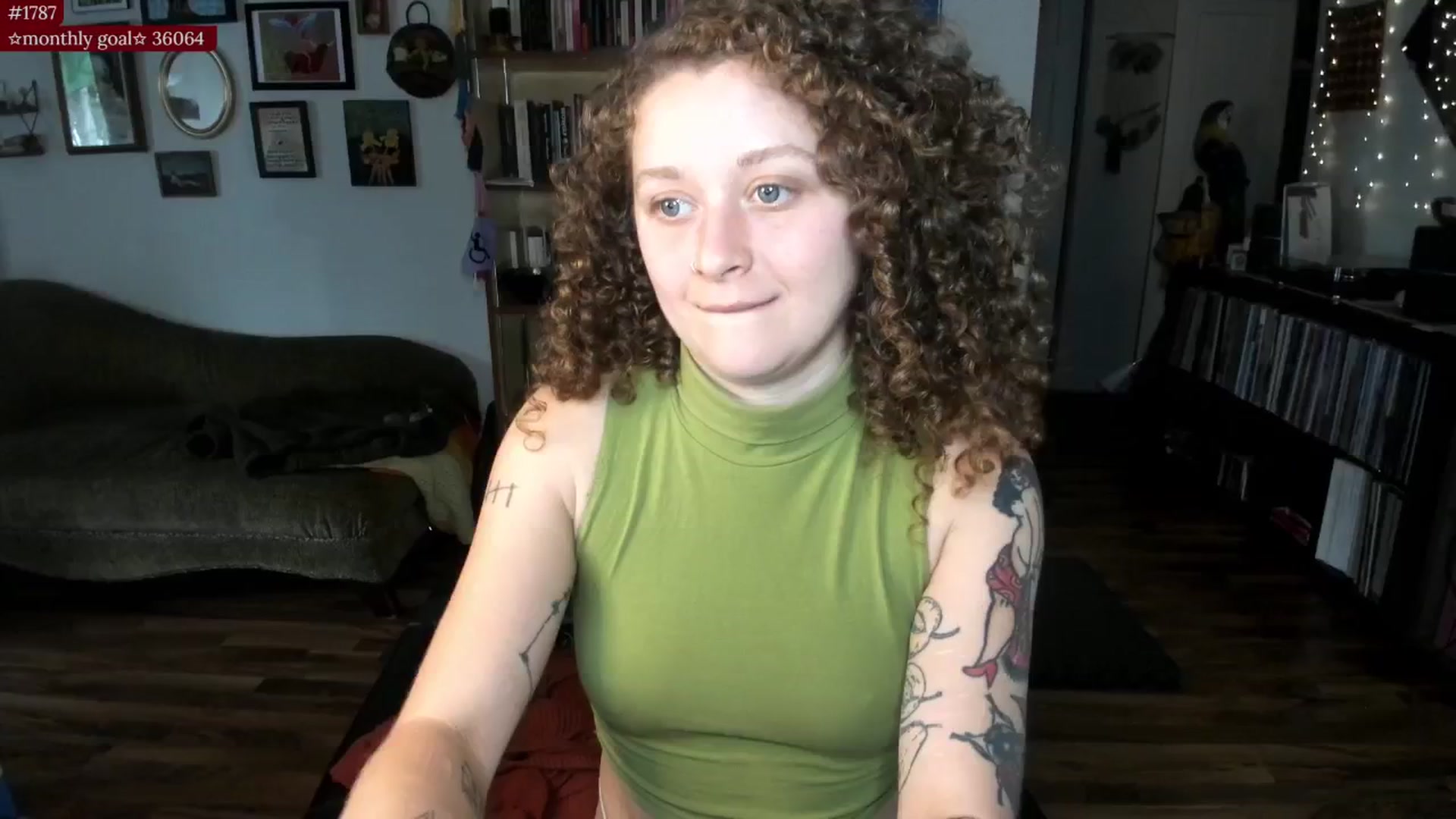Gallery image thumbnail from PeachyQueen_'s myfreecams stream on, 09/02/2025, 16:13 image 17 of 20