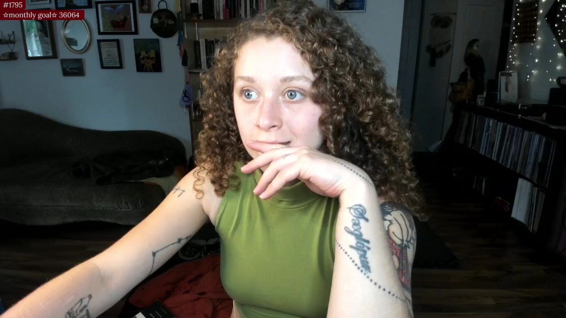 Gallery image thumbnail from PeachyQueen_'s myfreecams stream on, 09/02/2025, 16:13 image 20 of 20