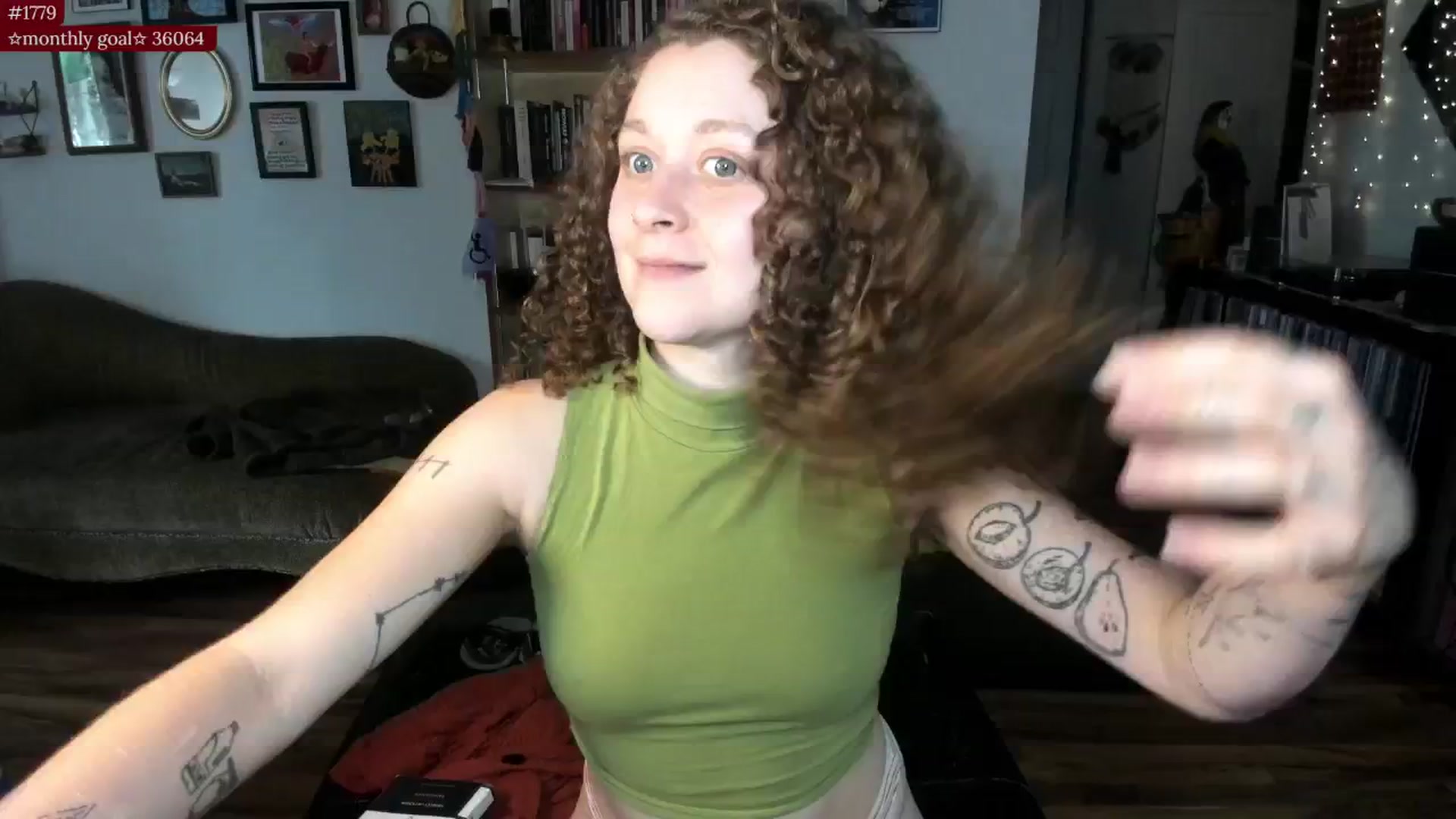 Gallery image thumbnail from PeachyQueen_'s myfreecams stream on, 09/02/2025, 16:13 image 12 of 20