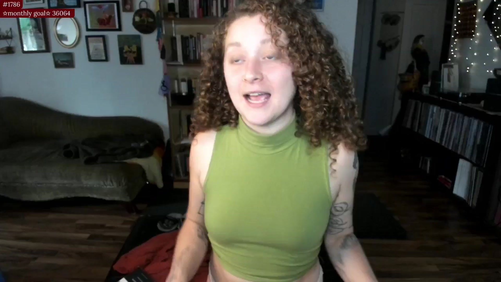Gallery image thumbnail from PeachyQueen_'s myfreecams stream on, 09/02/2025, 16:13 image 16 of 20