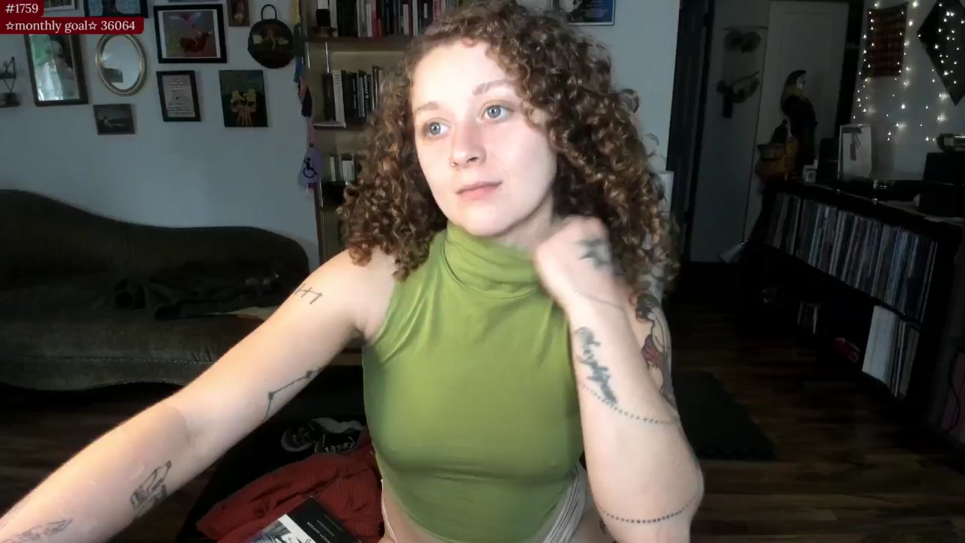 Gallery image thumbnail from PeachyQueen_'s myfreecams stream on, 09/02/2025, 16:13 image 3 of 20