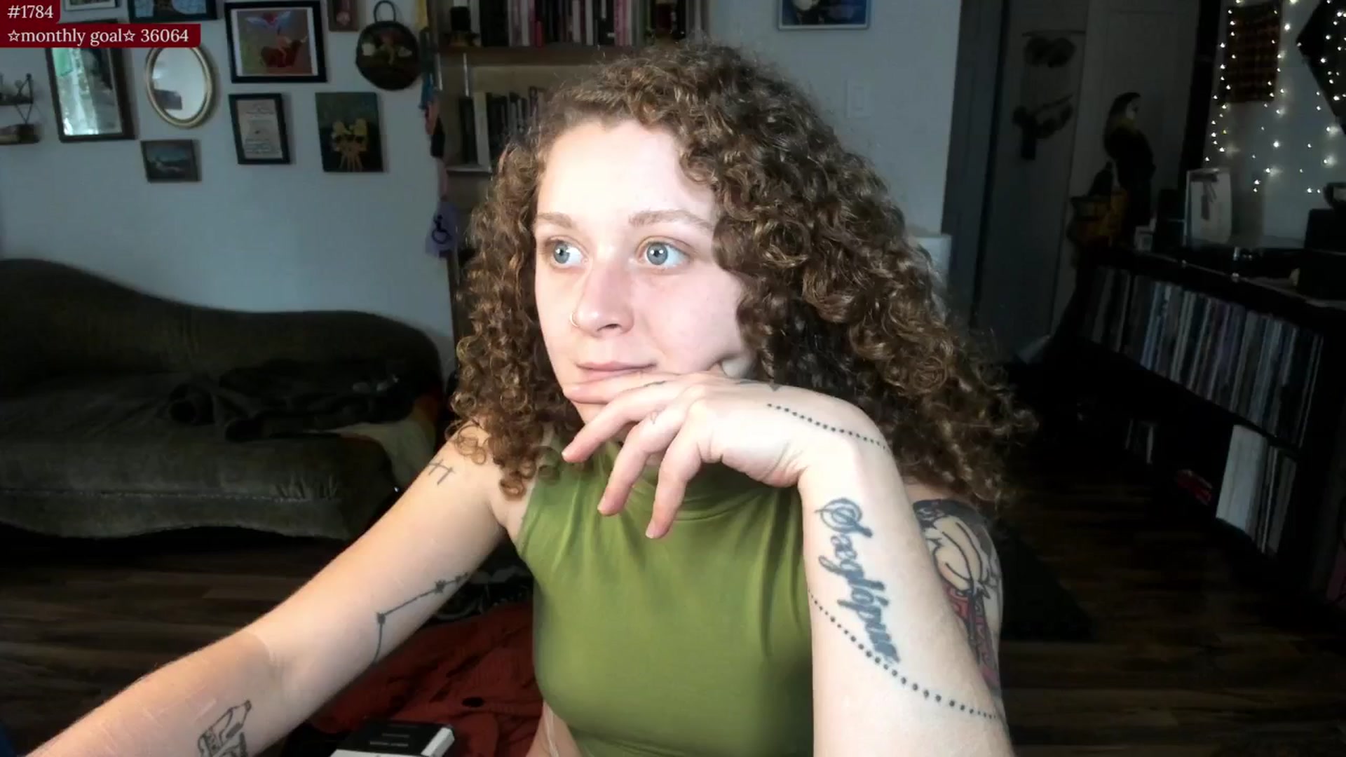 Gallery image thumbnail from PeachyQueen_'s myfreecams stream on, 09/02/2025, 16:13 image 14 of 20