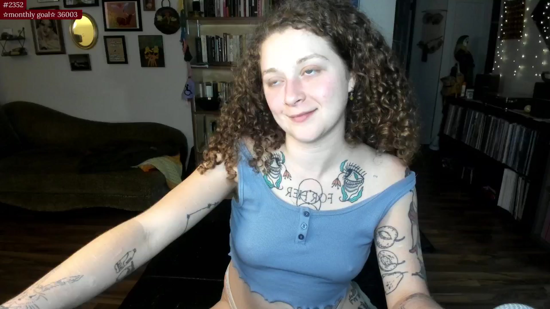 Gallery image thumbnail from PeachyQueen_'s myfreecams stream on, 09/03/2025, 05:14 image 3 of 20