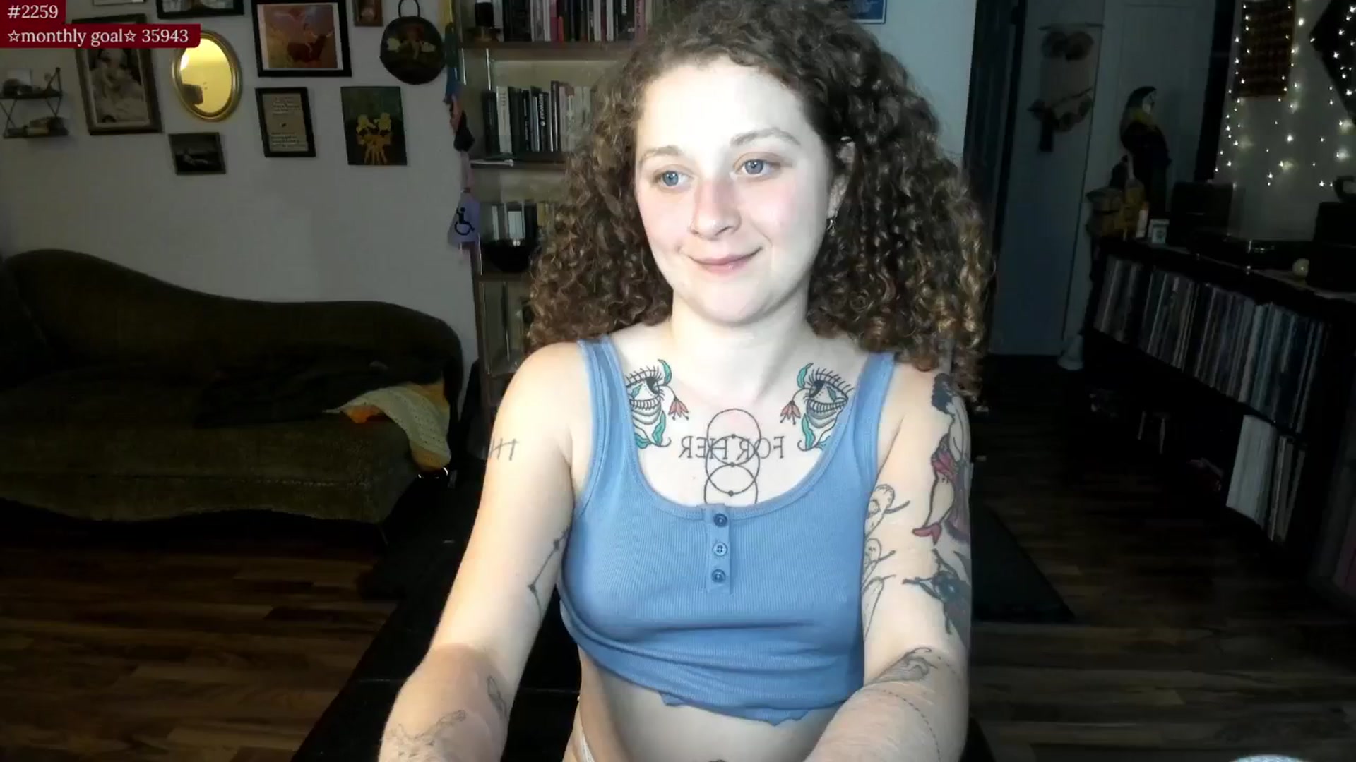 Gallery image thumbnail from PeachyQueen_'s myfreecams stream on, 09/03/2025, 05:14 image 10 of 20