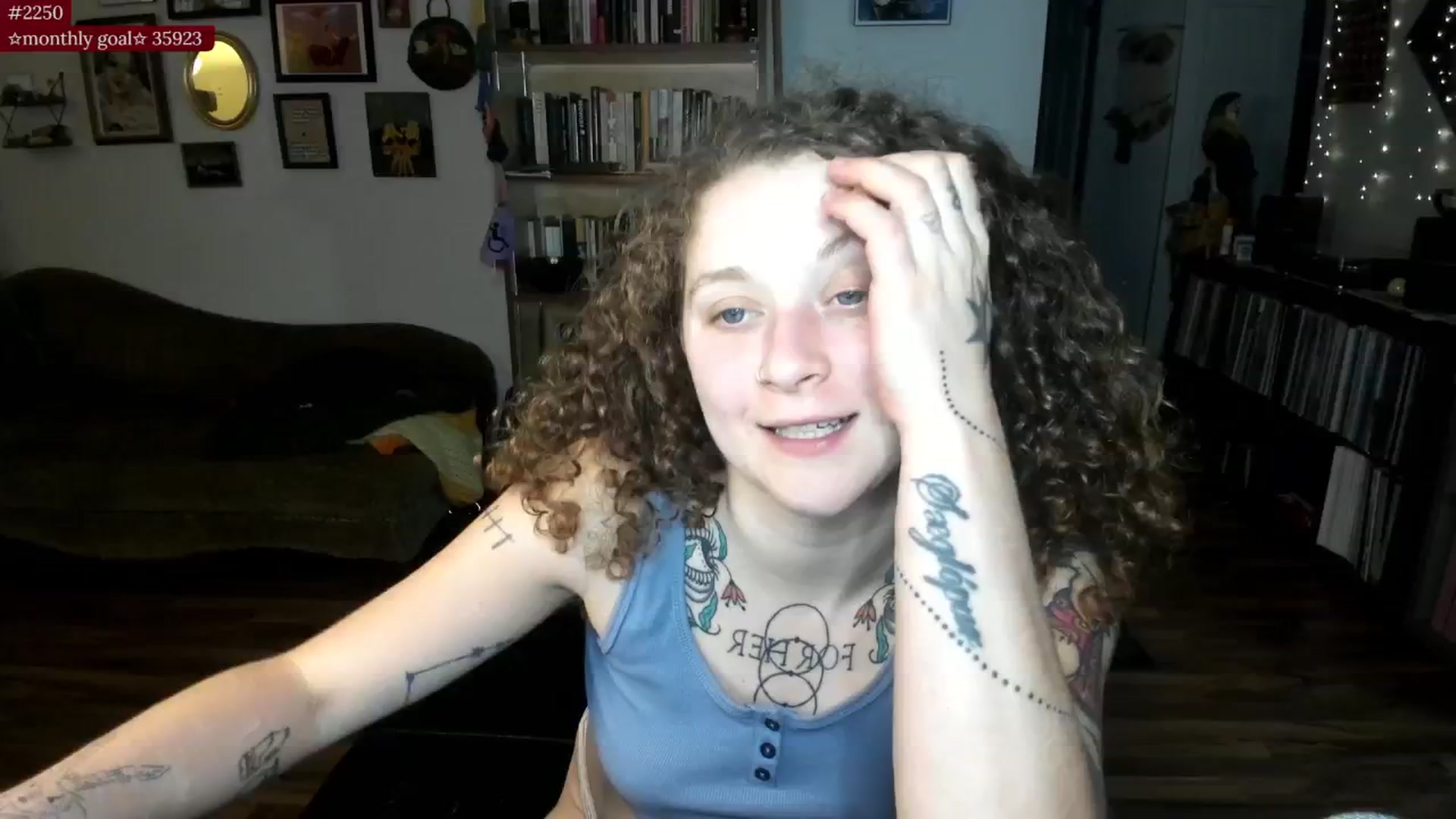 Gallery image thumbnail from PeachyQueen_'s myfreecams stream on, 09/03/2025, 05:14 image 19 of 20