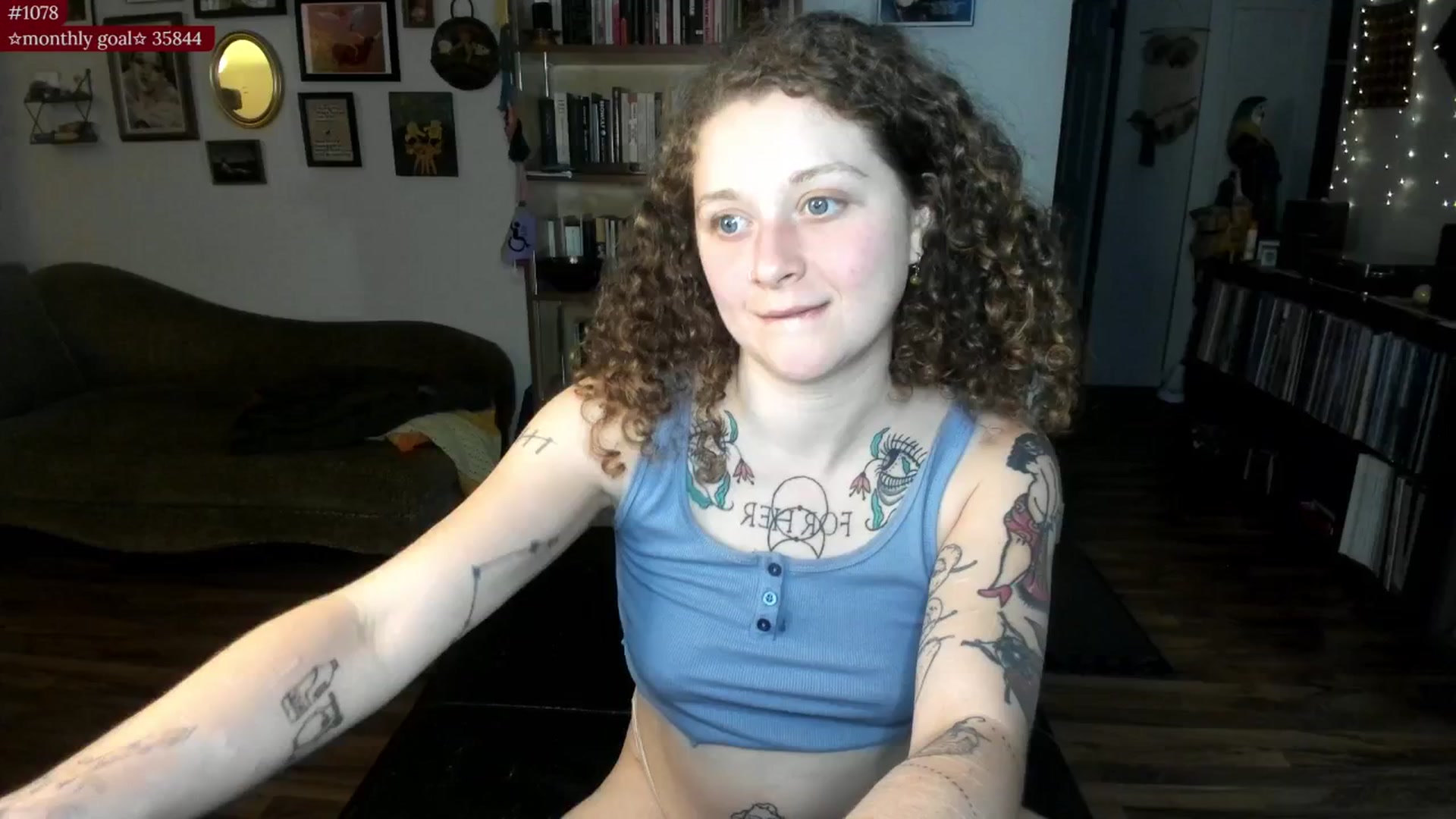 Gallery image thumbnail from PeachyQueen_'s myfreecams stream on, 09/03/2025, 06:08 image 14 of 20