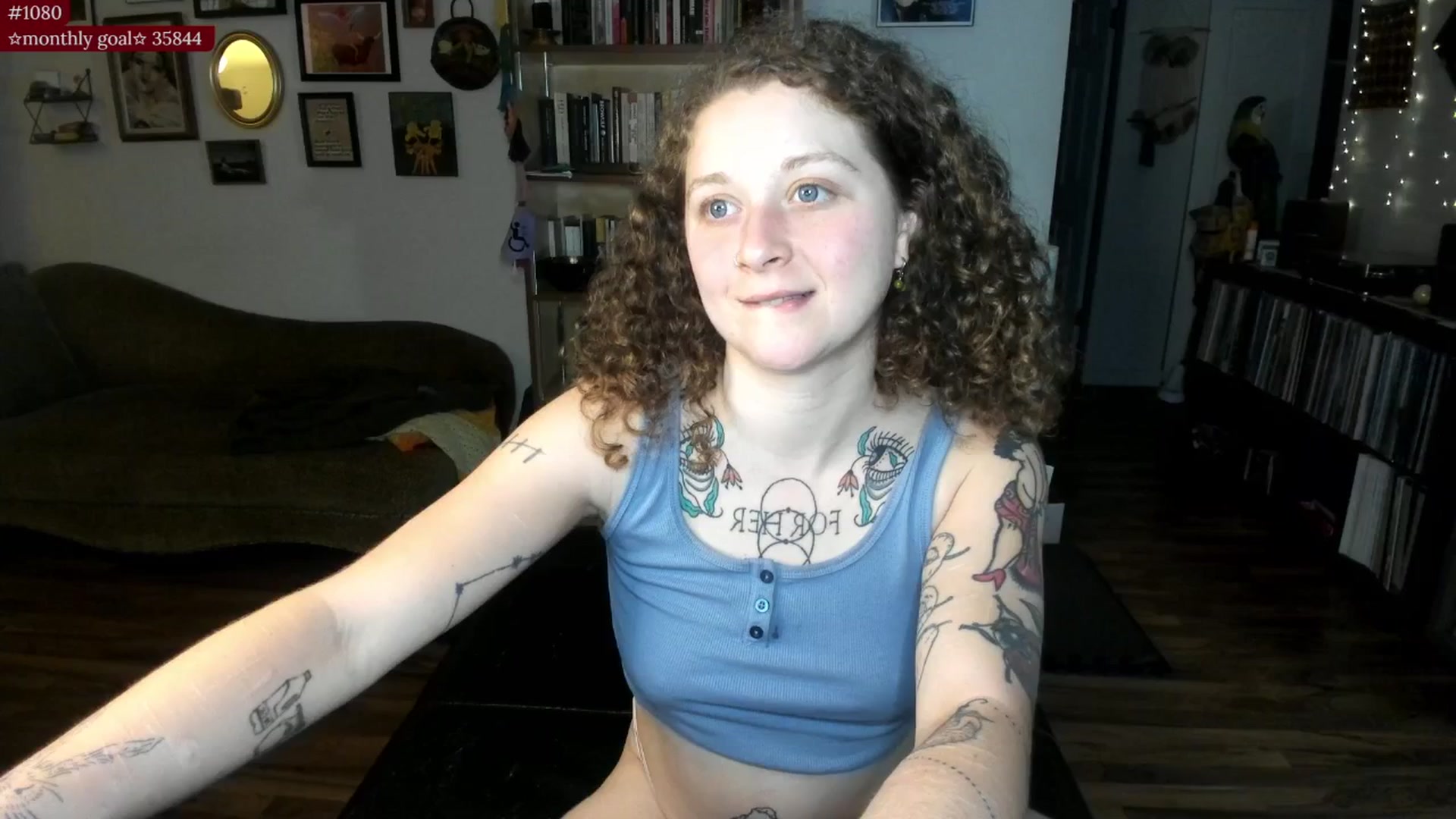 Gallery image thumbnail from PeachyQueen_'s myfreecams stream on, 09/03/2025, 06:08 image 12 of 20