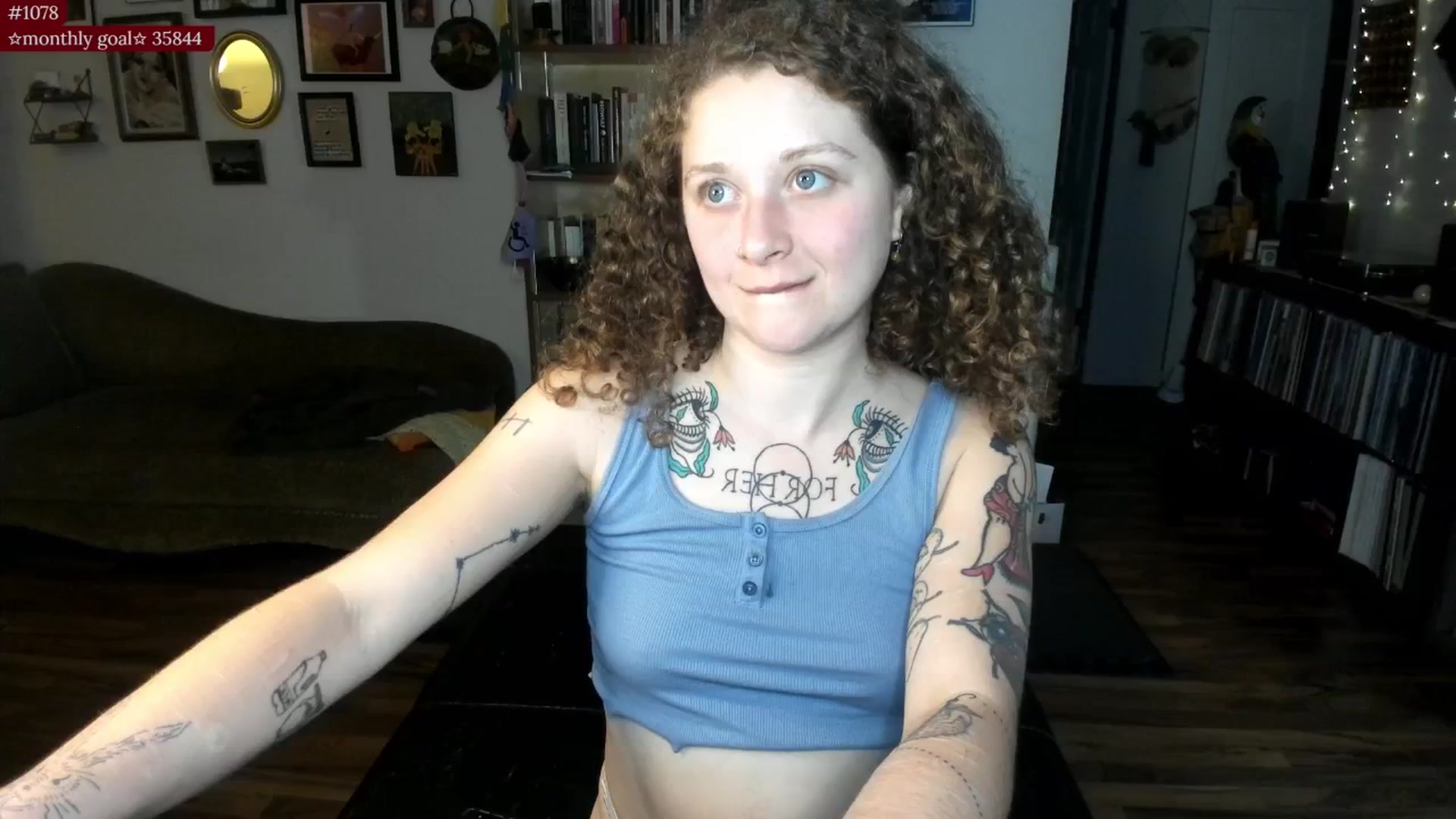 Gallery image thumbnail from PeachyQueen_'s myfreecams stream on, 09/03/2025, 06:08 image 16 of 20