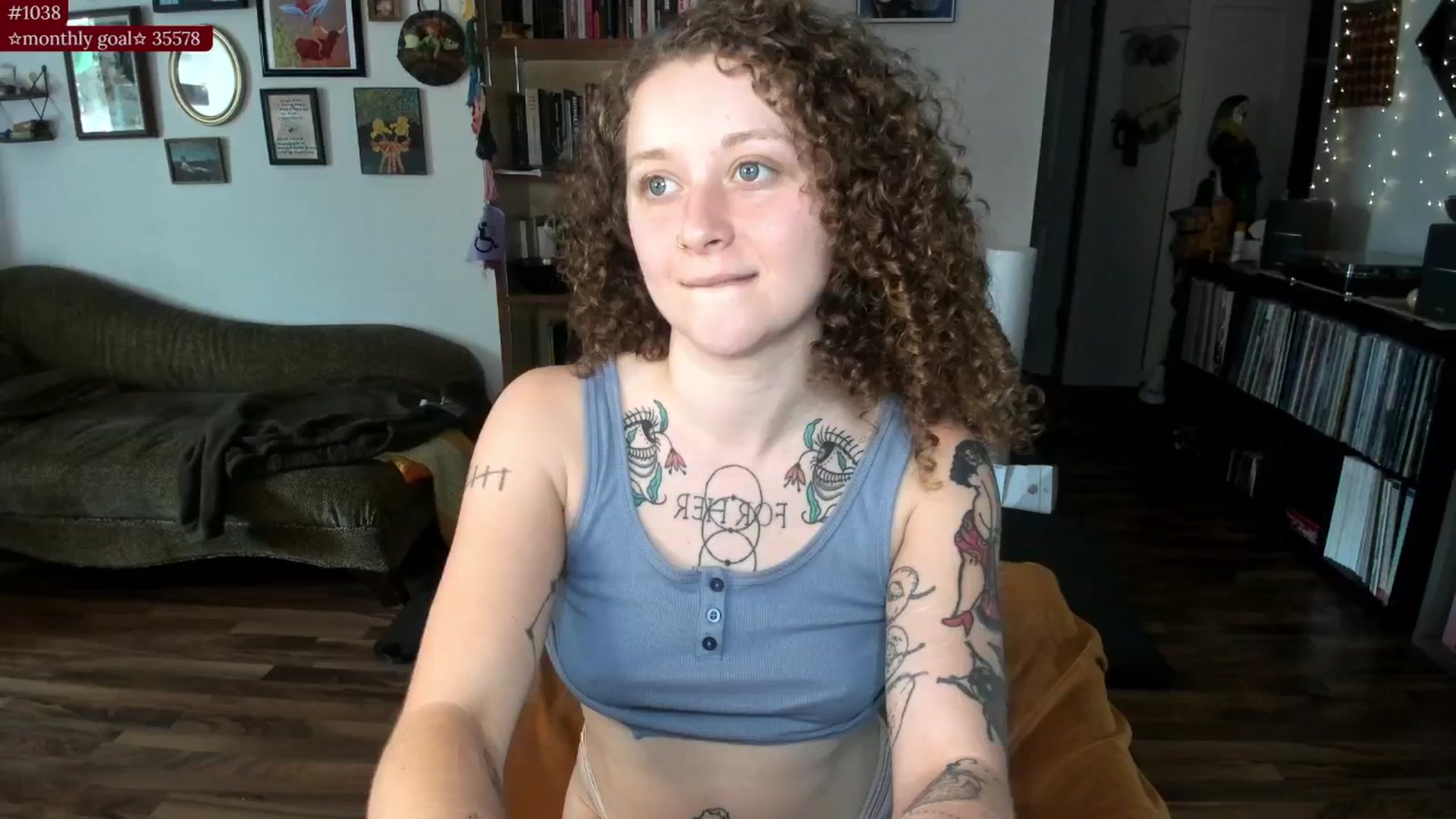 Gallery image thumbnail from PeachyQueen_'s myfreecams stream on, 09/04/2025, 17:02 image 7 of 20