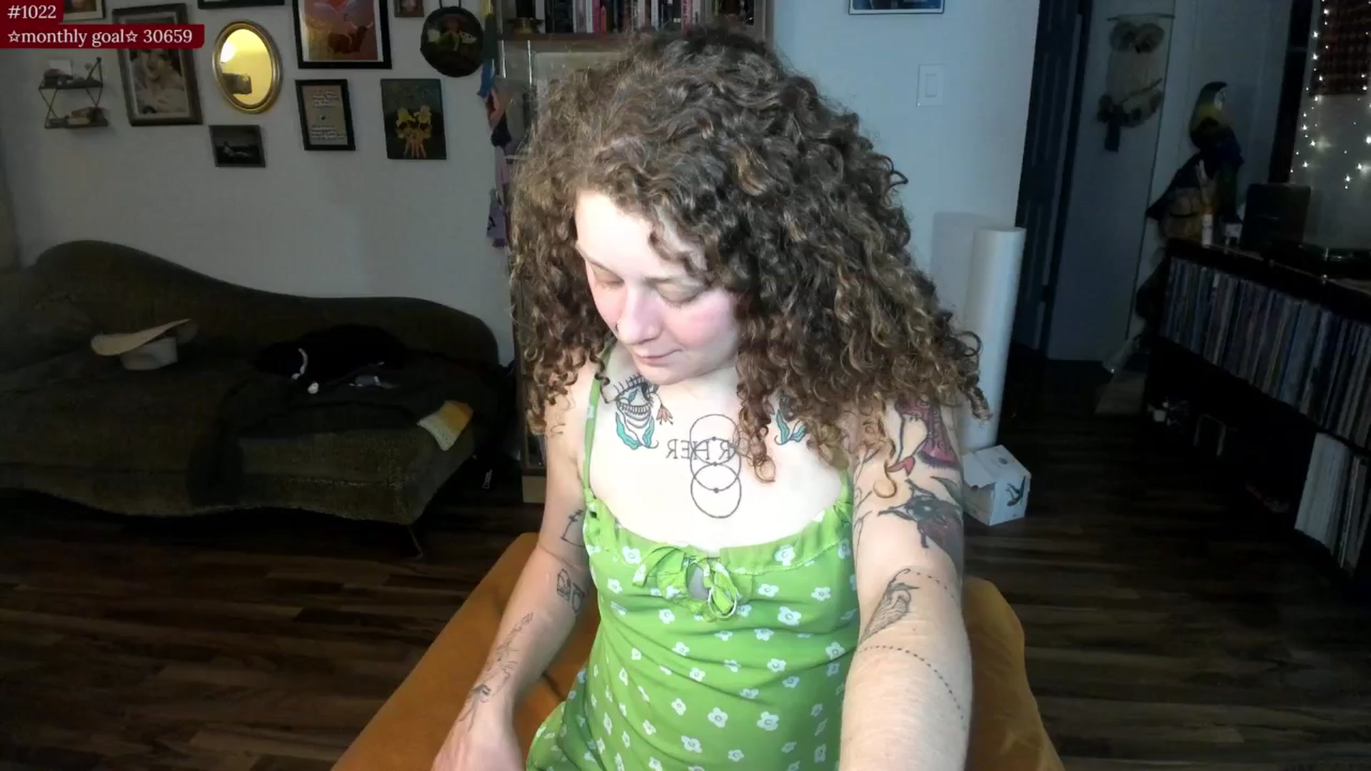 Gallery image thumbnail from PeachyQueen_'s myfreecams stream on, 09/09/2025, 06:54 image 15 of 20