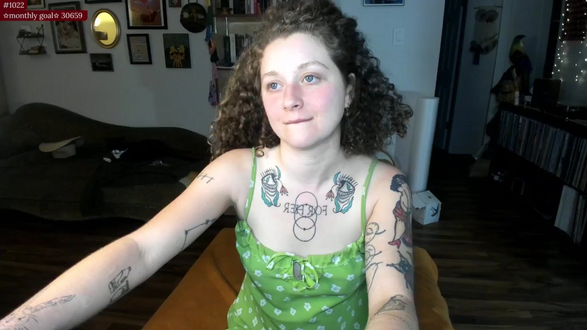 Gallery image thumbnail from PeachyQueen_'s myfreecams stream on, 09/09/2025, 06:54 image 7 of 20