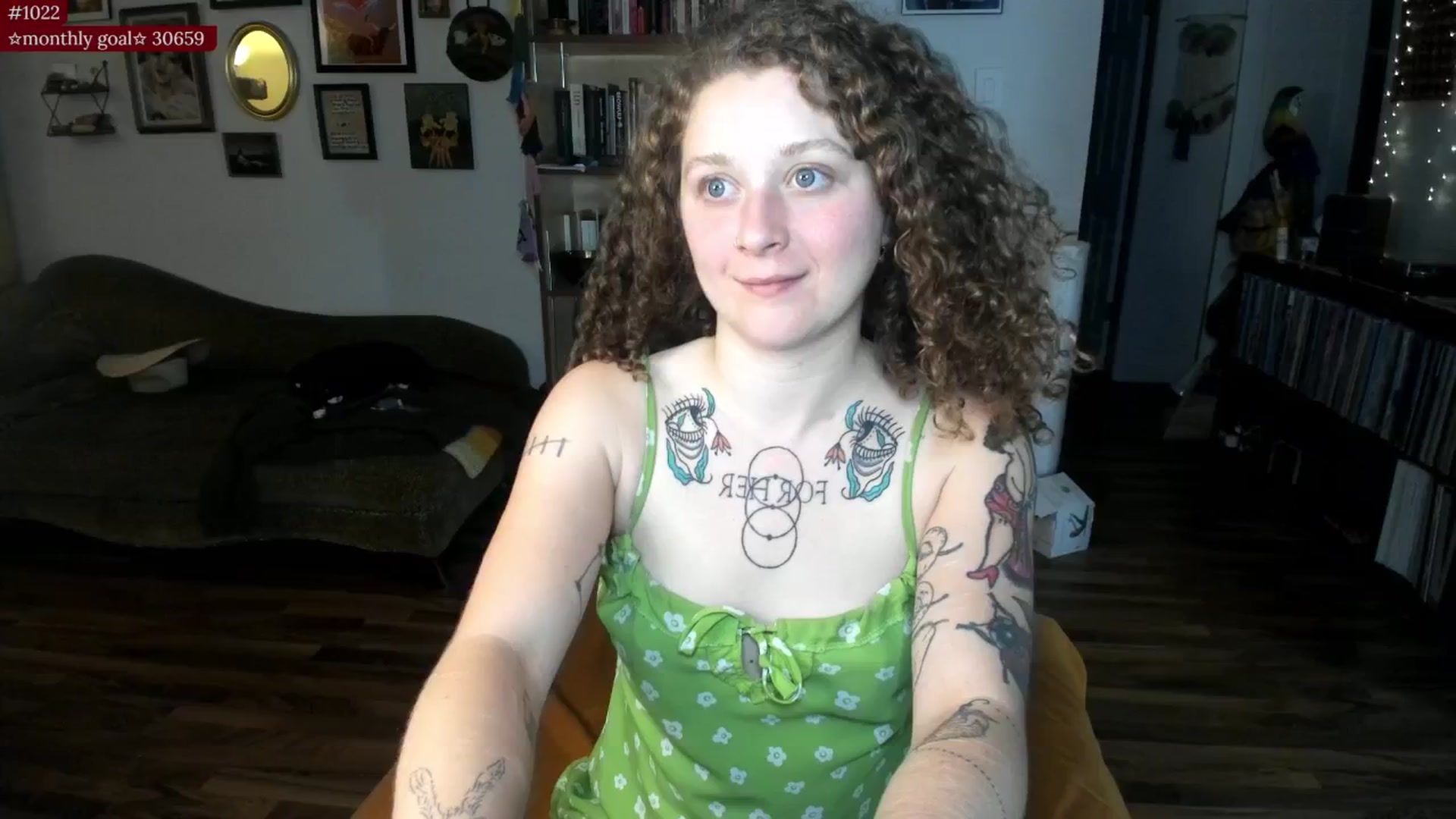 Gallery image thumbnail from PeachyQueen_'s myfreecams stream on, 09/09/2025, 06:54 image 11 of 20