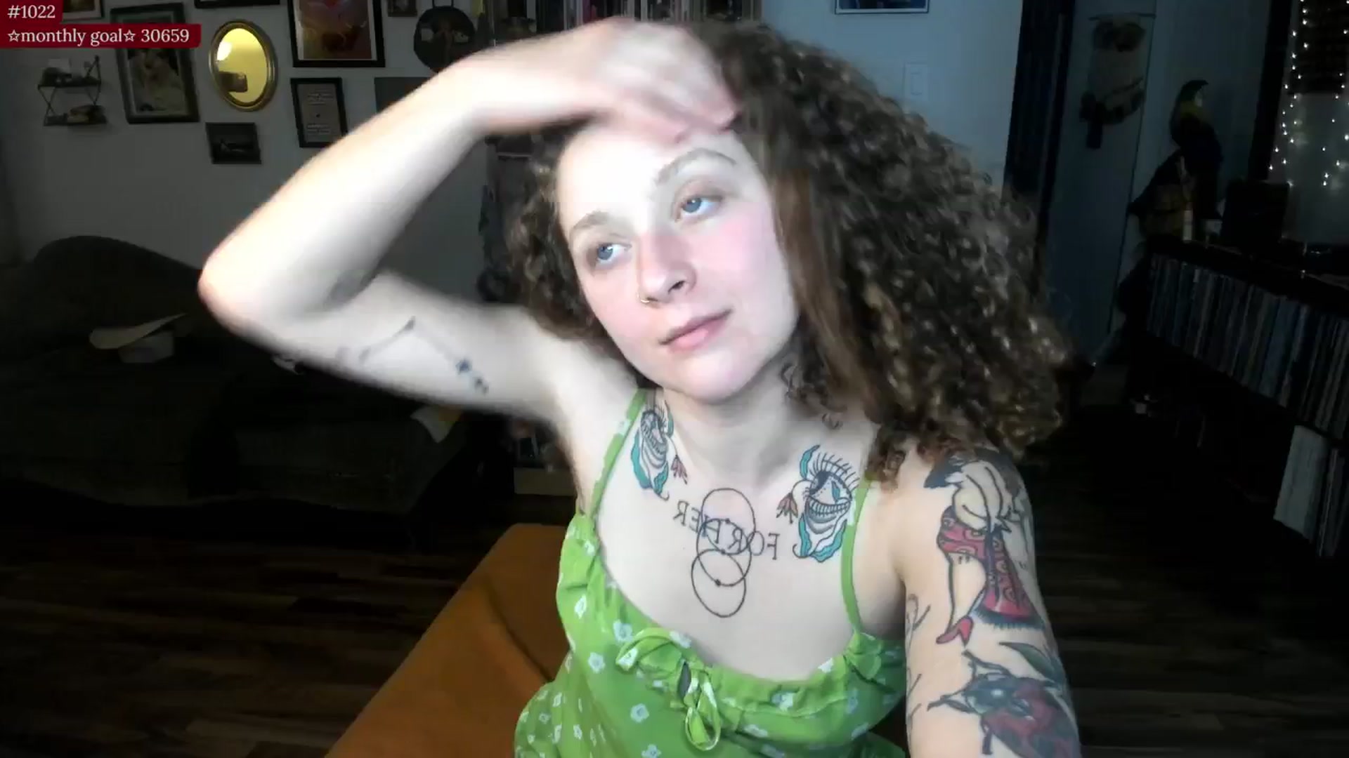 Gallery image thumbnail from PeachyQueen_'s myfreecams stream on, 09/09/2025, 06:54 image 10 of 20