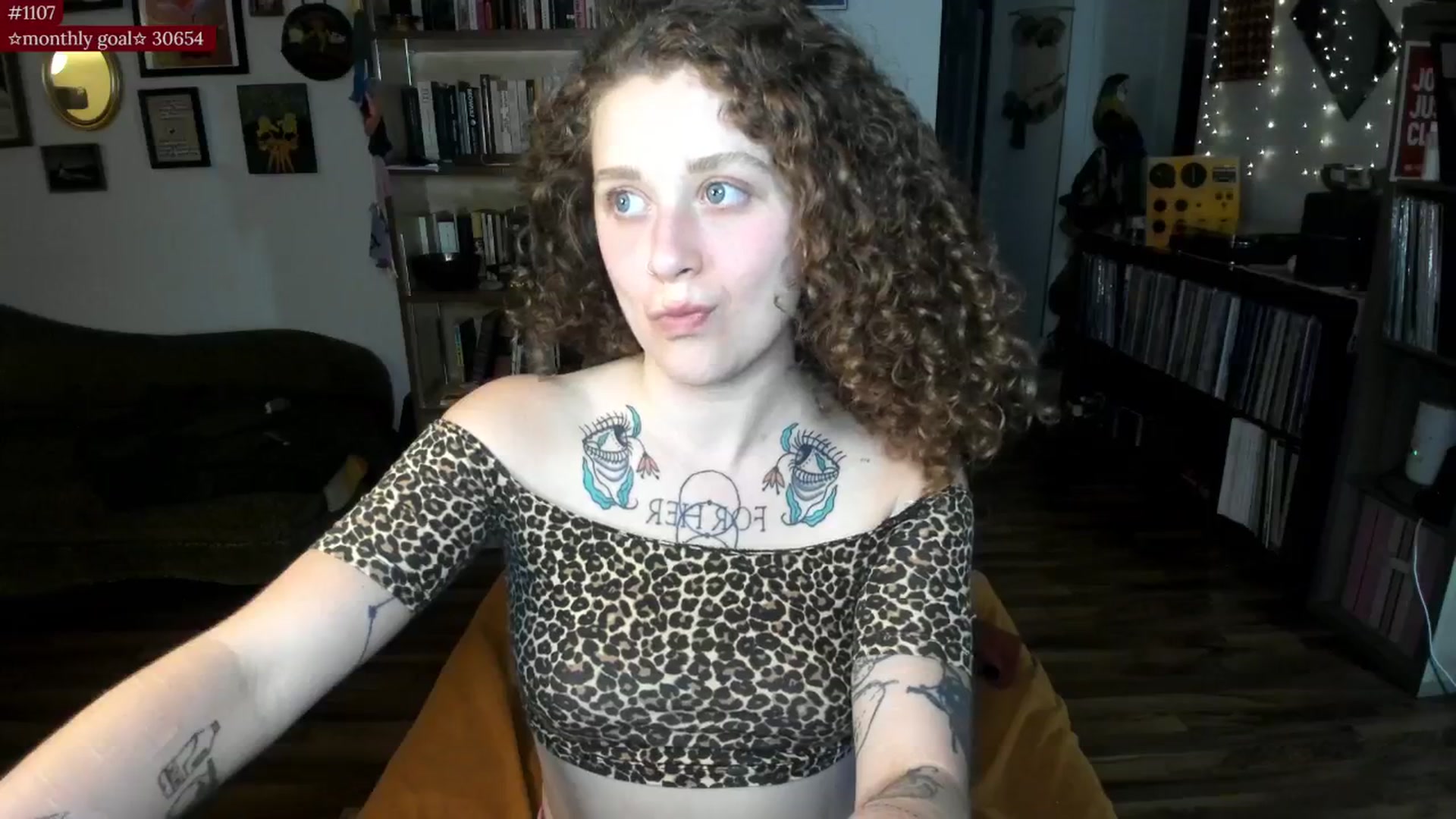 Gallery image thumbnail from PeachyQueen_'s myfreecams stream on, 09/10/2025, 05:27 image 20 of 20