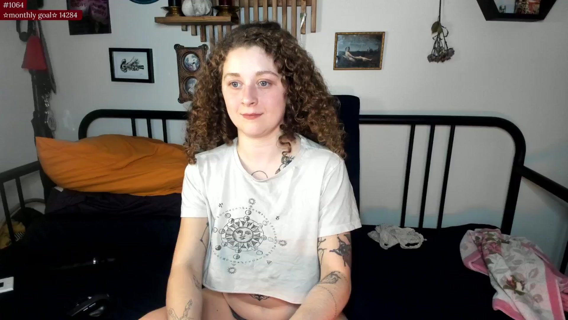 Gallery image thumbnail from PeachyQueen_'s myfreecams stream on, 10/07/2025, 21:15 image 17 of 20