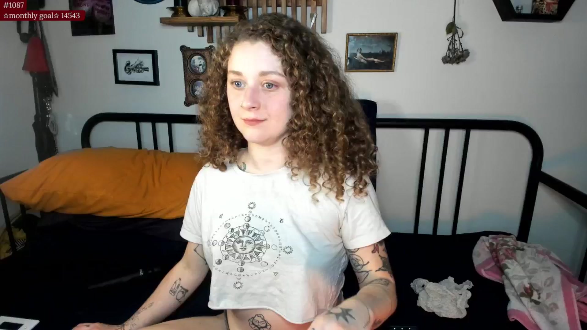 Gallery image thumbnail from PeachyQueen_'s myfreecams stream on, 10/07/2025, 21:15 image 9 of 20