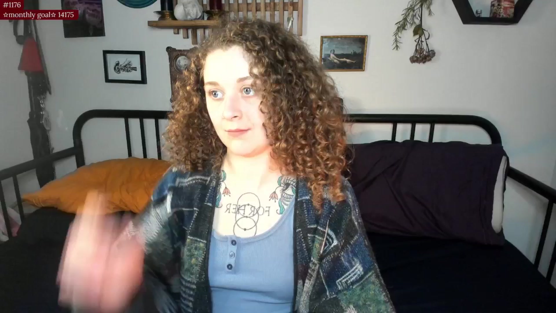 Gallery image thumbnail from PeachyQueen_'s myfreecams stream on, 10/09/2025, 21:24 image 12 of 20