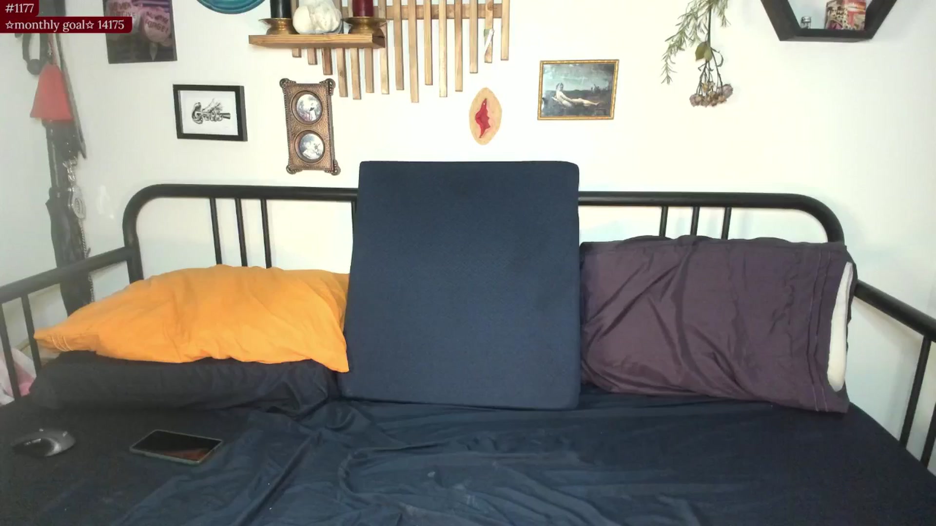Gallery image thumbnail from PeachyQueen_'s myfreecams stream on, 10/09/2025, 21:24 image 17 of 20