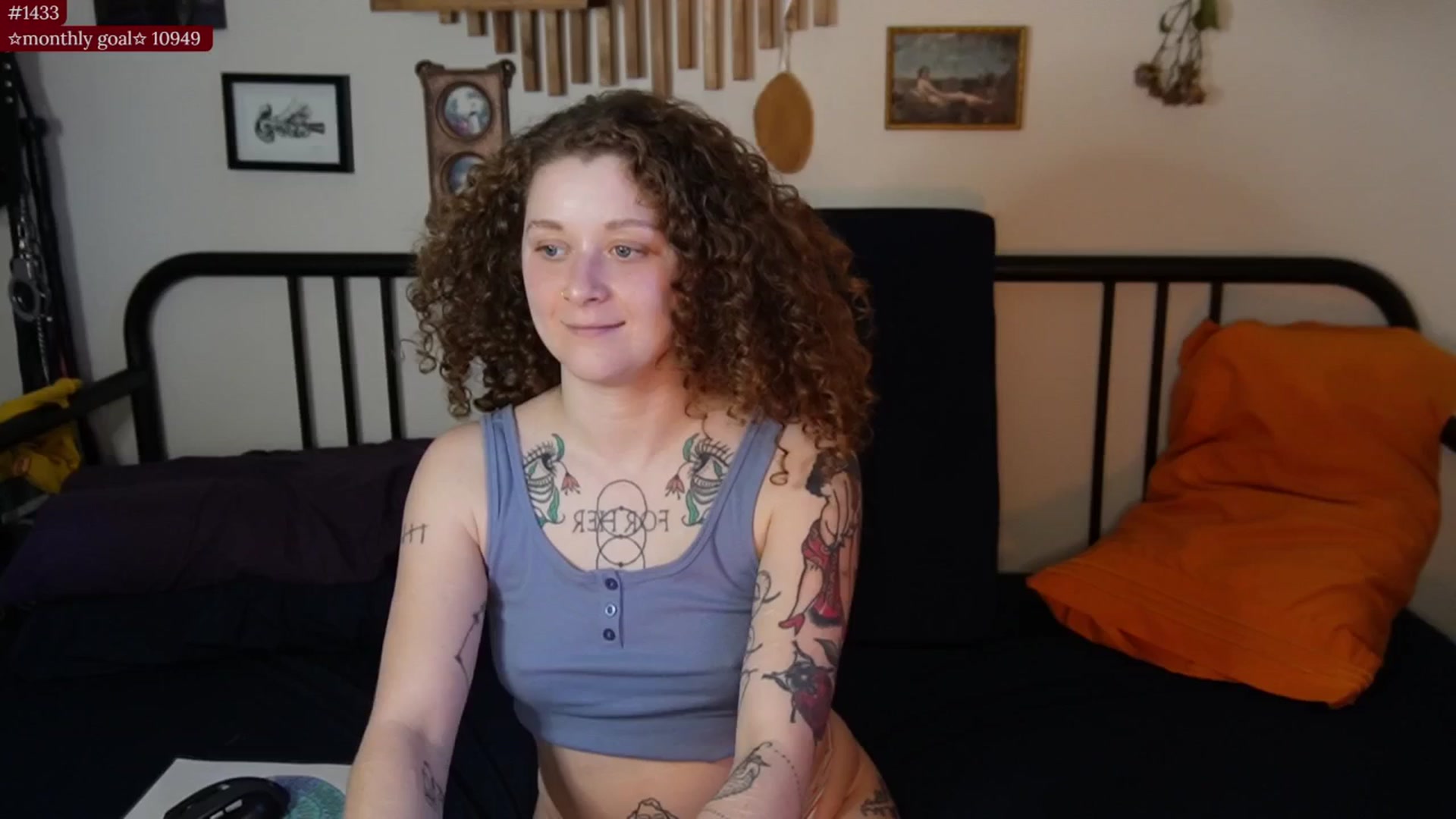 Gallery image thumbnail from PeachyQueen_'s myfreecams stream on, 10/16/2025, 20:56 image 12 of 20