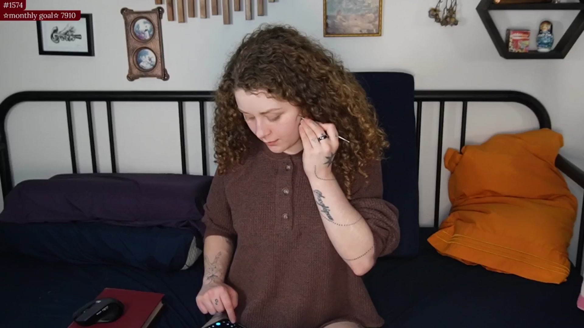 Gallery image thumbnail from PeachyQueen_'s myfreecams stream on, 10/22/2025, 22:46 image 3 of 20