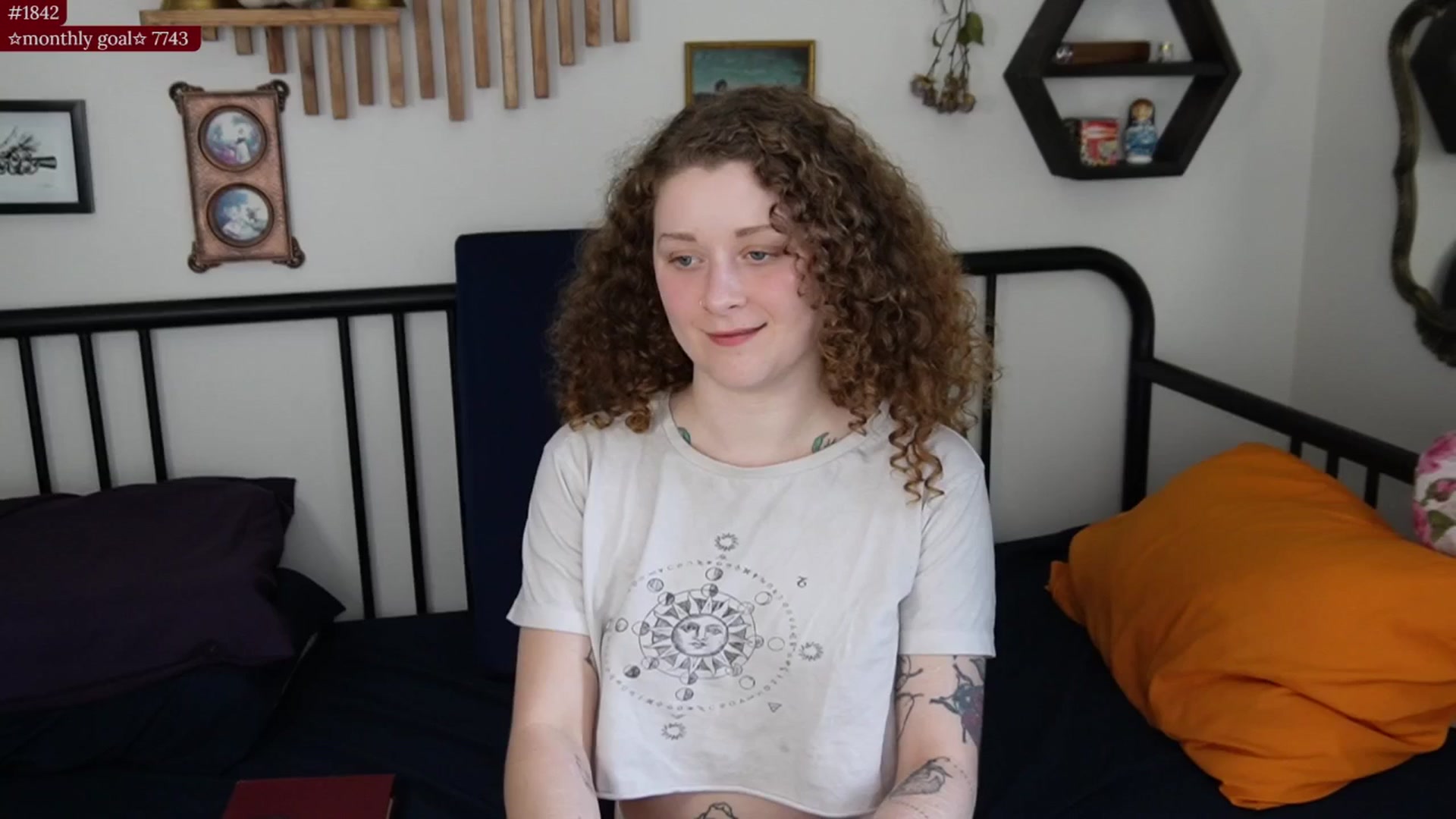 Gallery image thumbnail from PeachyQueen_'s myfreecams stream on, 10/27/2025, 20:31 image 5 of 20