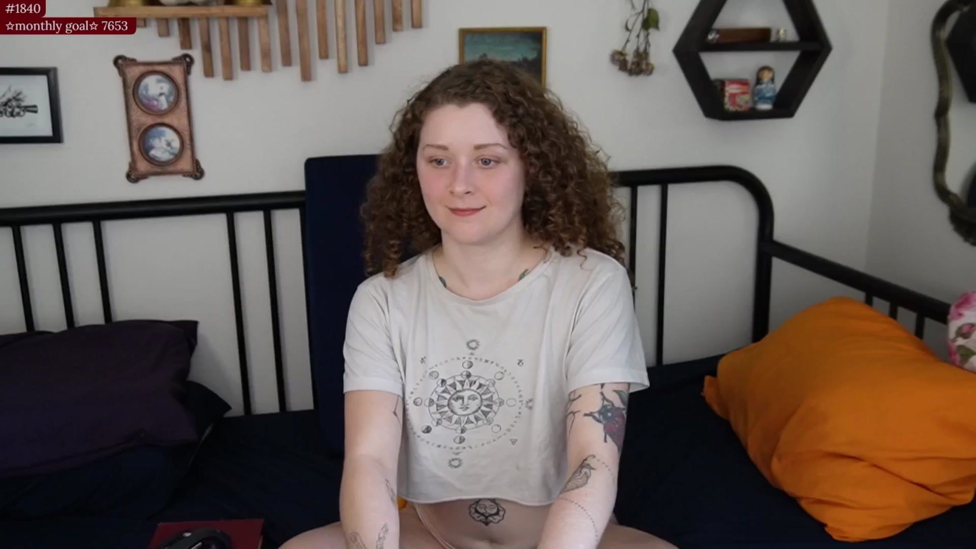 Gallery image thumbnail from PeachyQueen_'s myfreecams stream on, 10/27/2025, 20:31 image 8 of 20