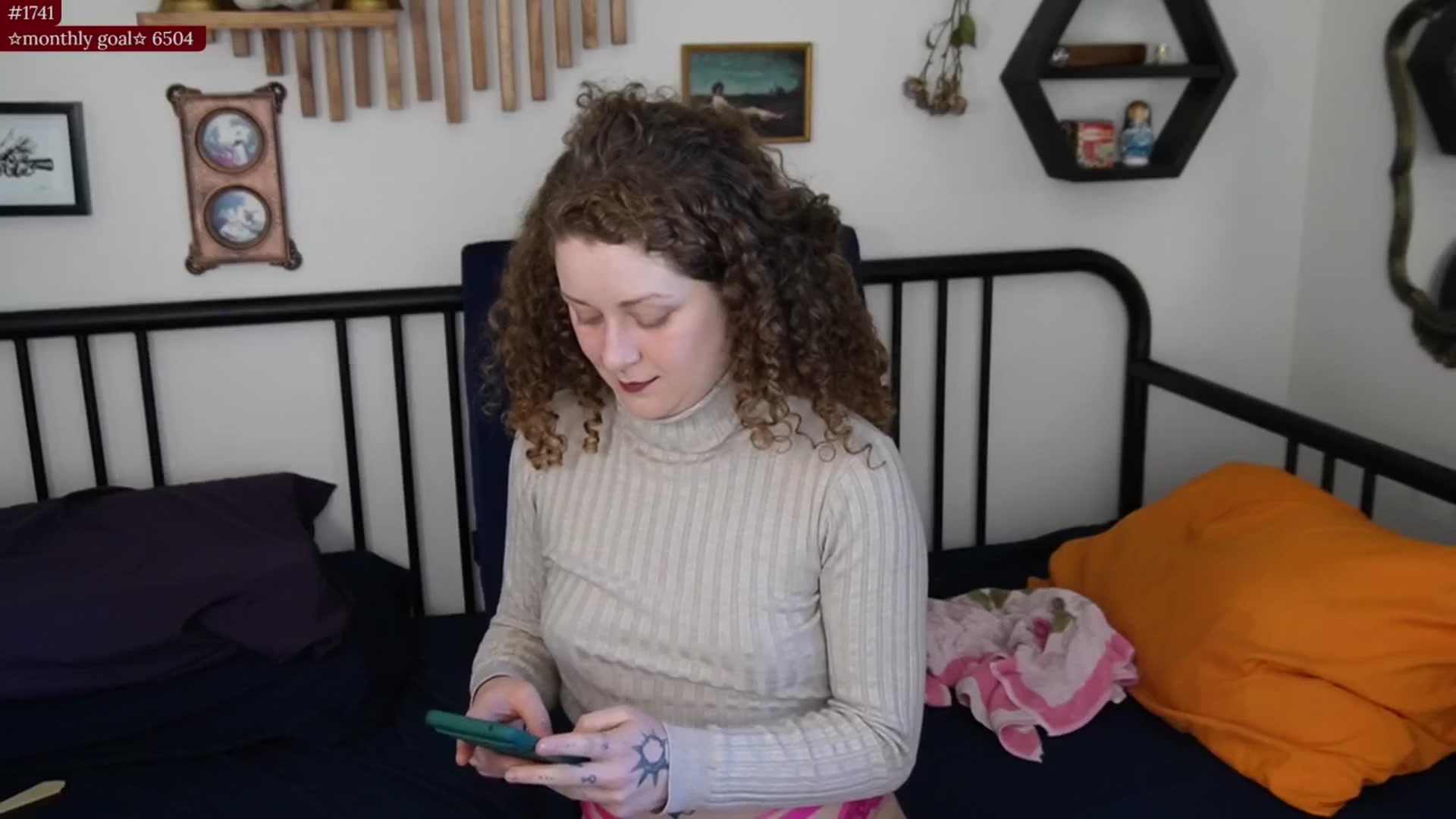 Gallery image thumbnail from PeachyQueen_'s myfreecams stream on, 10/28/2025, 22:07 image 17 of 20